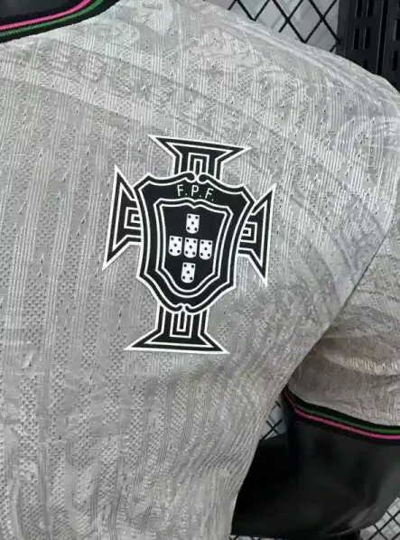 Portugal Soccer Jersey Special Edition Shirt 2025 - Image 6