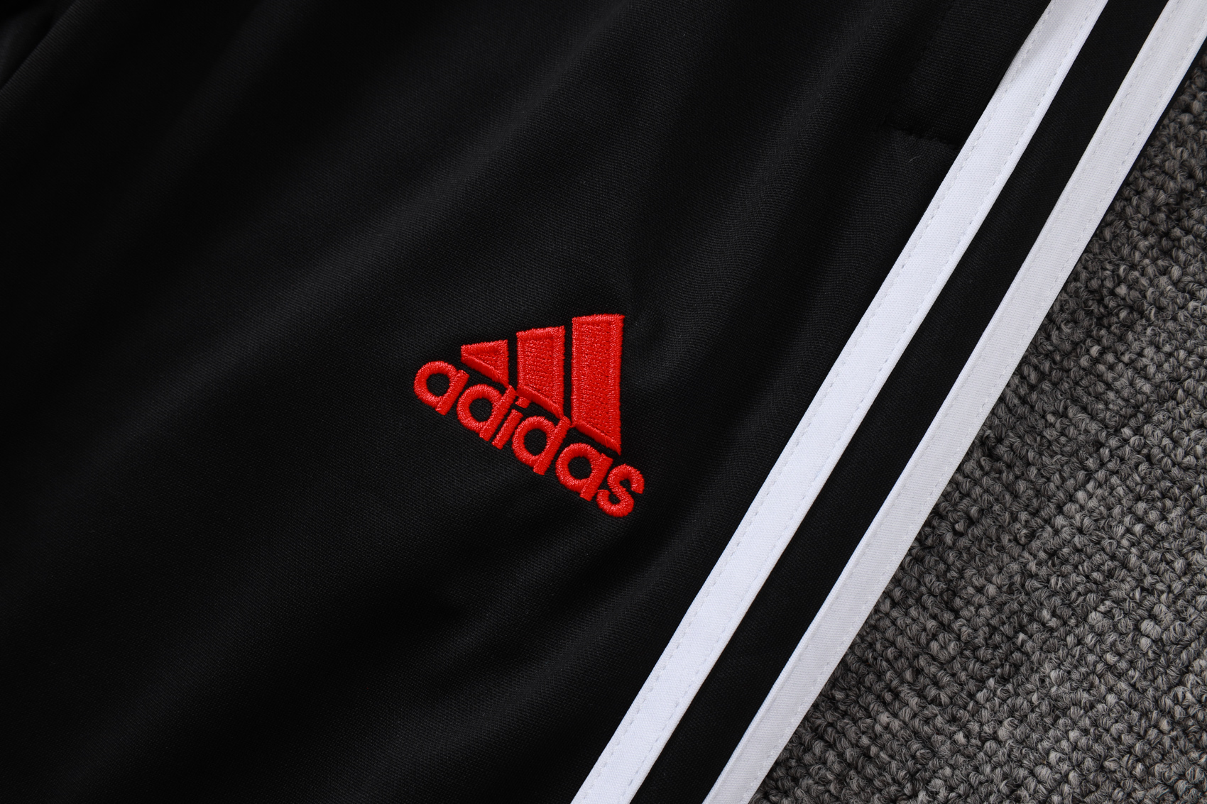 Manchester United Training Kit (Sweatshirt+Pants) Blue 2025/26 - Image 5