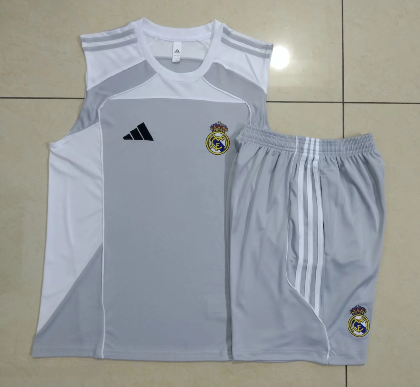 Real Madrid Sleeveless Training Kit Gray 2025/26