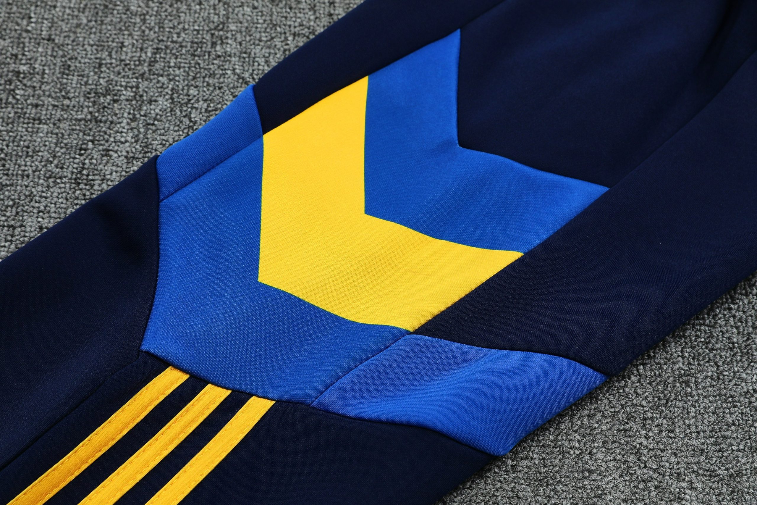 Boca Juniors Training Kit (Jacket+Pants) 2025/26 - Image 4