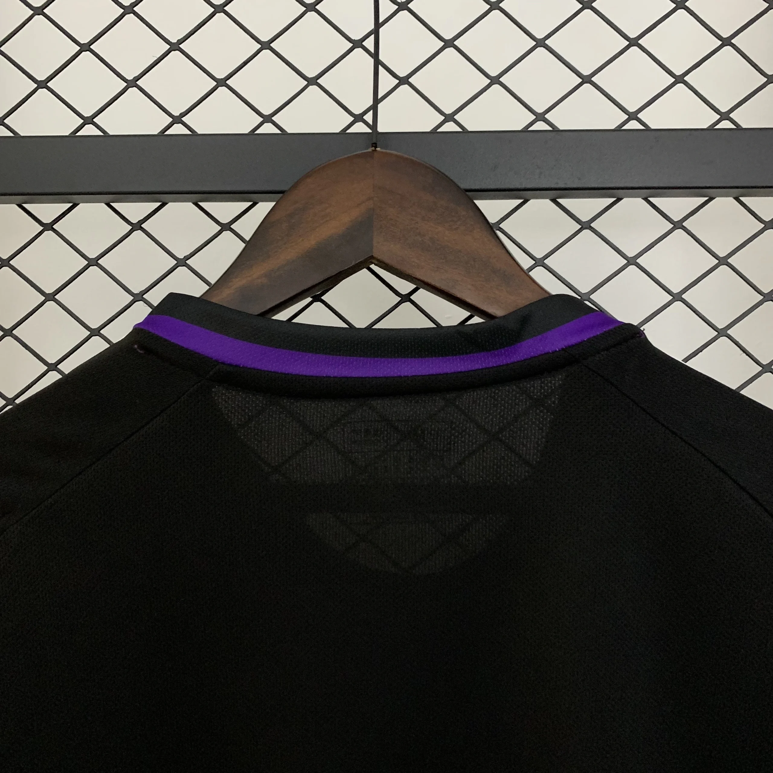 Real Madrid Soccer Jersey Rose & Snake Special Edition Custom Shirt 2025/26 - Image 2