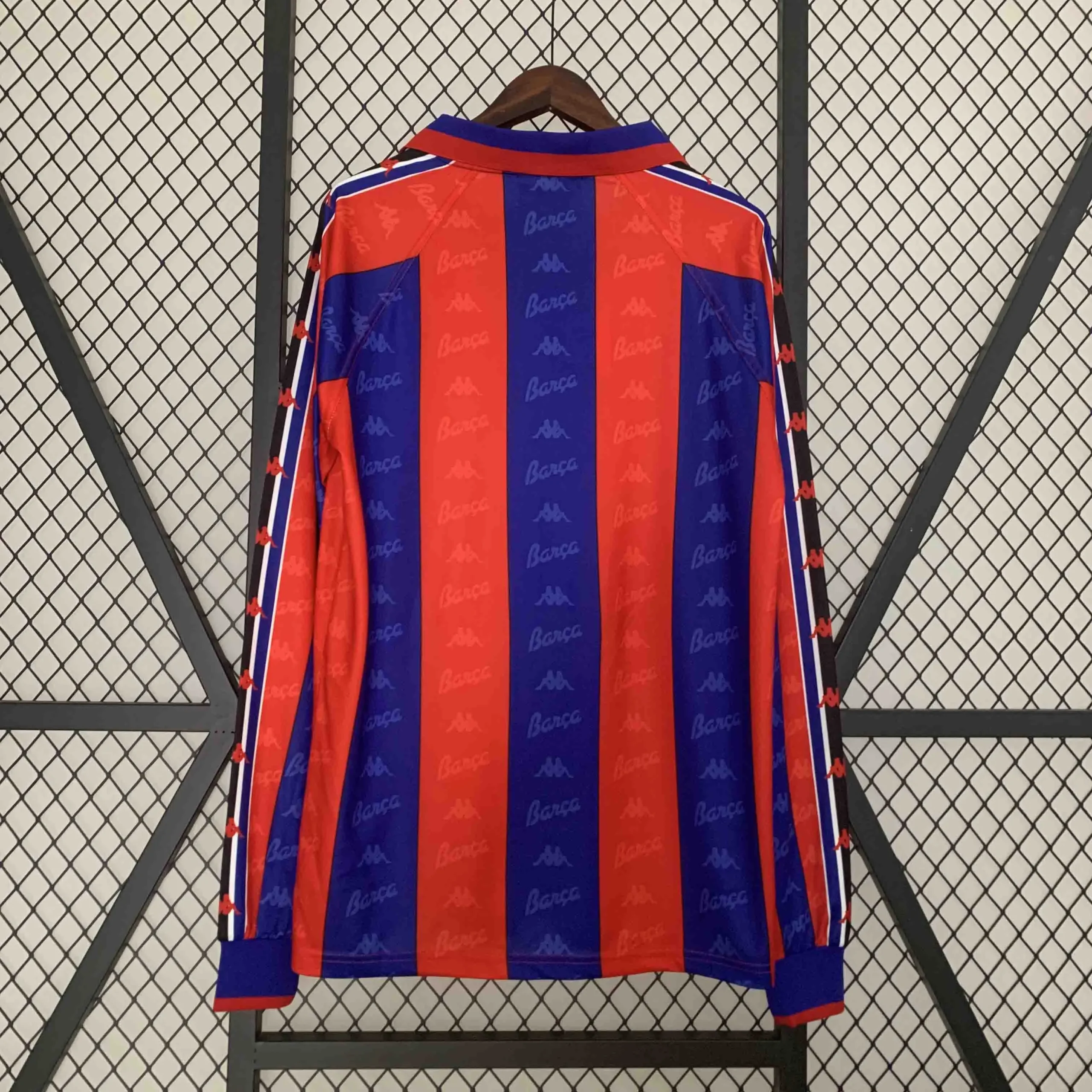 Barcelona Retro Jersey Home Long Sleeve Soccer Shirt 1996-97 - Image 2