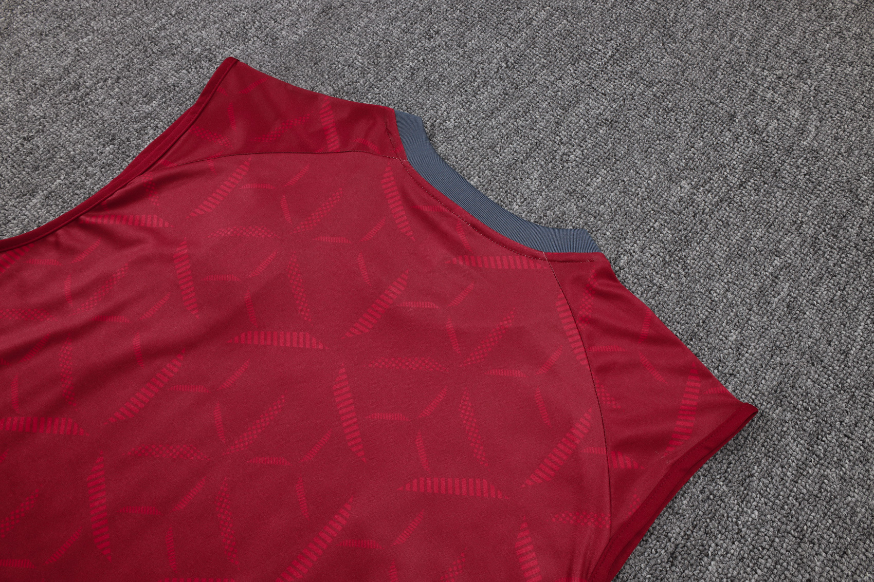 Sao Paulo FC Sleeveless Training Kit Red 2025 - Image 5