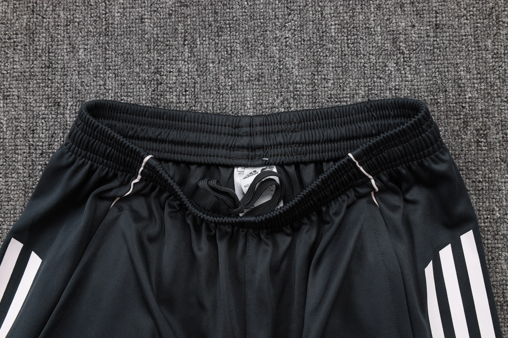 Real Madrid Training Jersey Kit Gray 2025/26 - Image 5