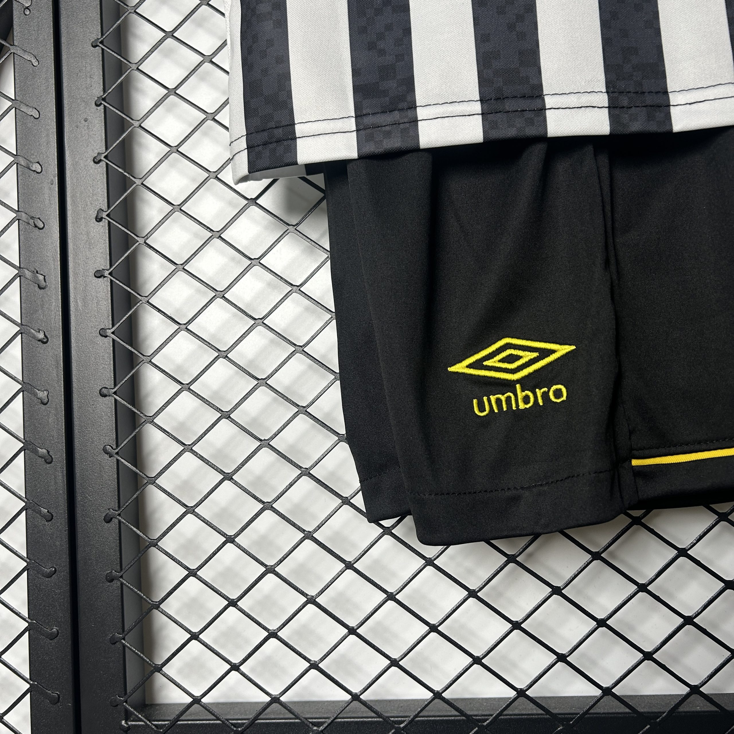 Santos FC Soccer Jersey Away Kids Kit Jersey+Shorts 2025 - Image 4