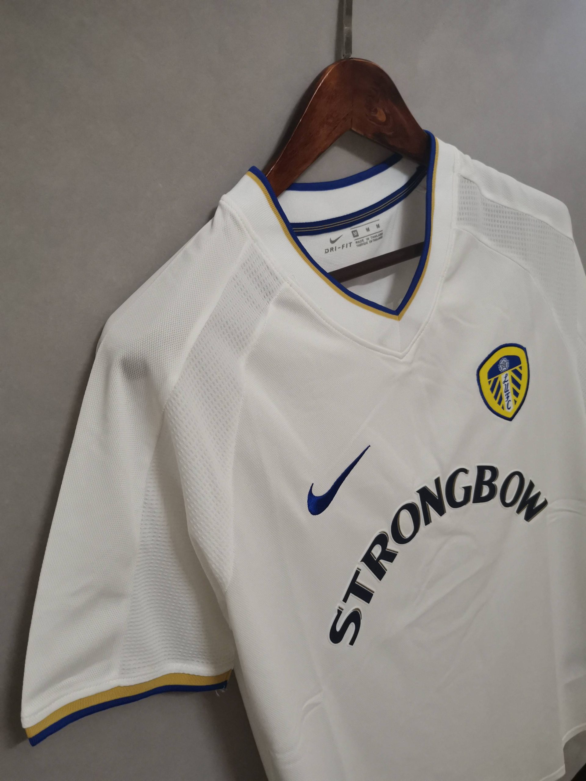Leeds United Retro Football Jersey Home Shirt 2000/01 - Image 4