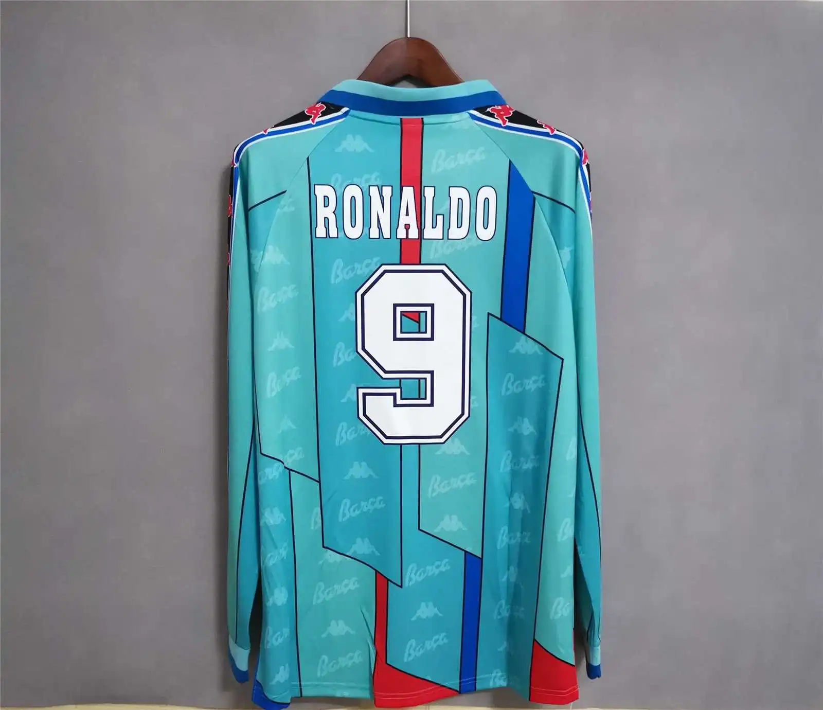 Barcelona Retro Jersey Away Long Sleeve Soccer Shirt 1996-97 - Image 2