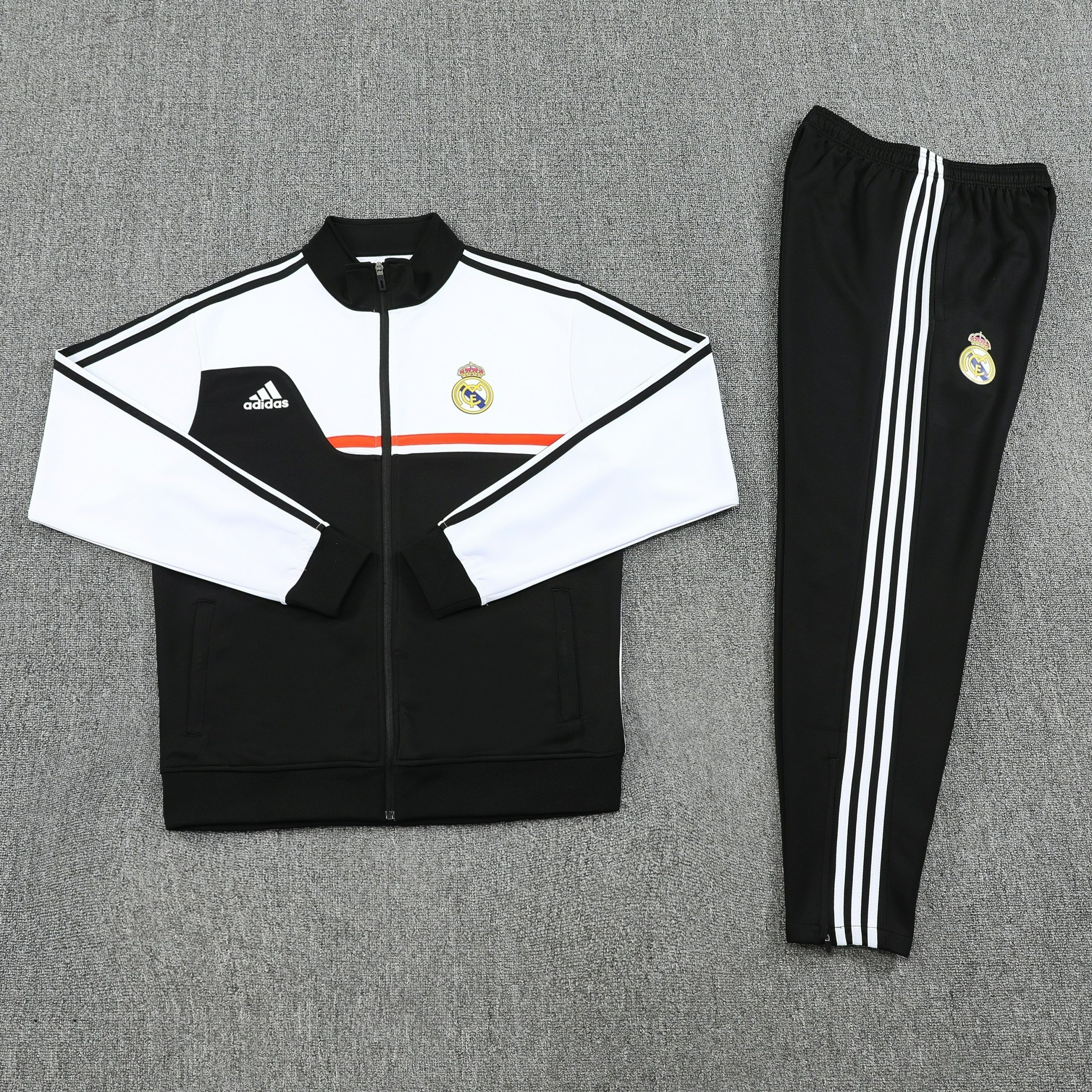 Real Madrid Retro Training Kit (Jacket+Pants) 2025/26 - Image 3