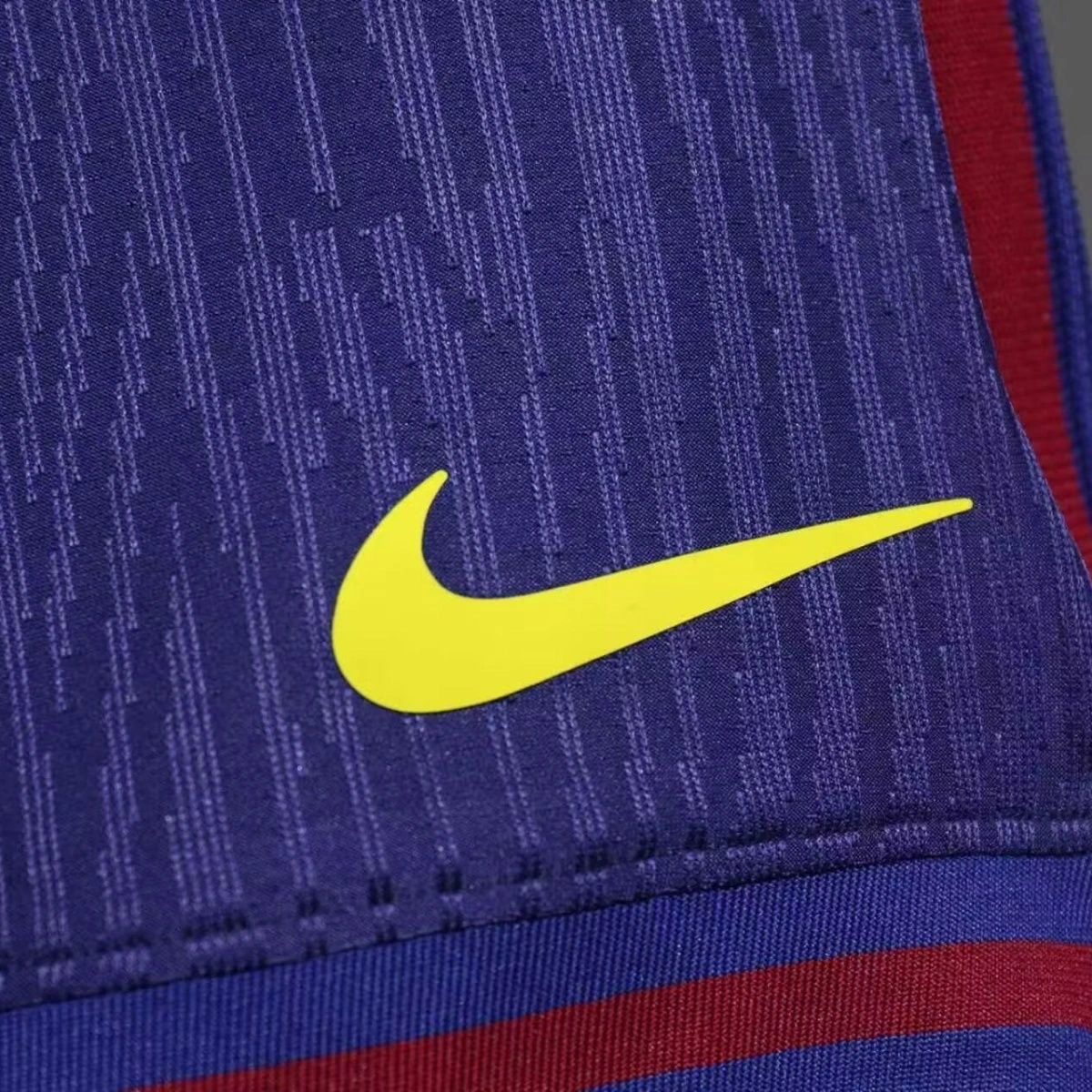 Soccer Jersey Barcelona Home Shorts 2025/26 - Image 3