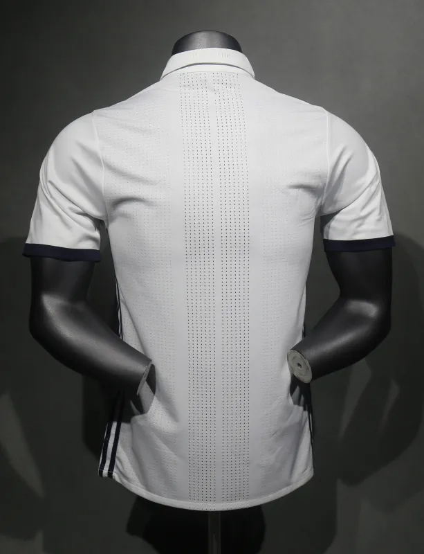Real Madrid Retro Jersey Home Soccer Shirt 2016/17 - Image 2