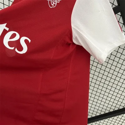 Alternative view of Arsenal Soccer Retro Jersey Home Custom Shirt 2011-12