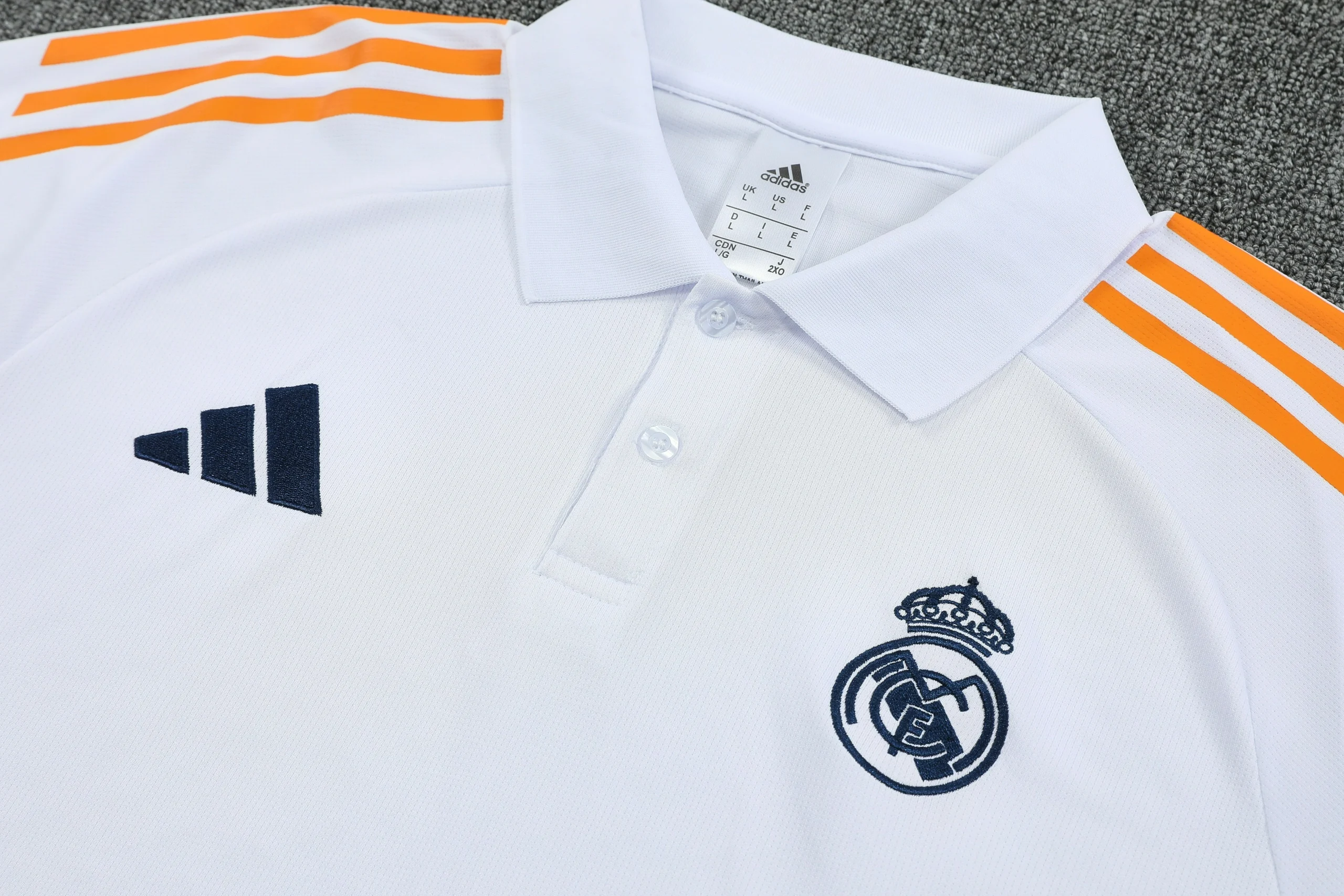 Real Madrid Training Kit (Polo+Pants) 2025/26 - Image 5