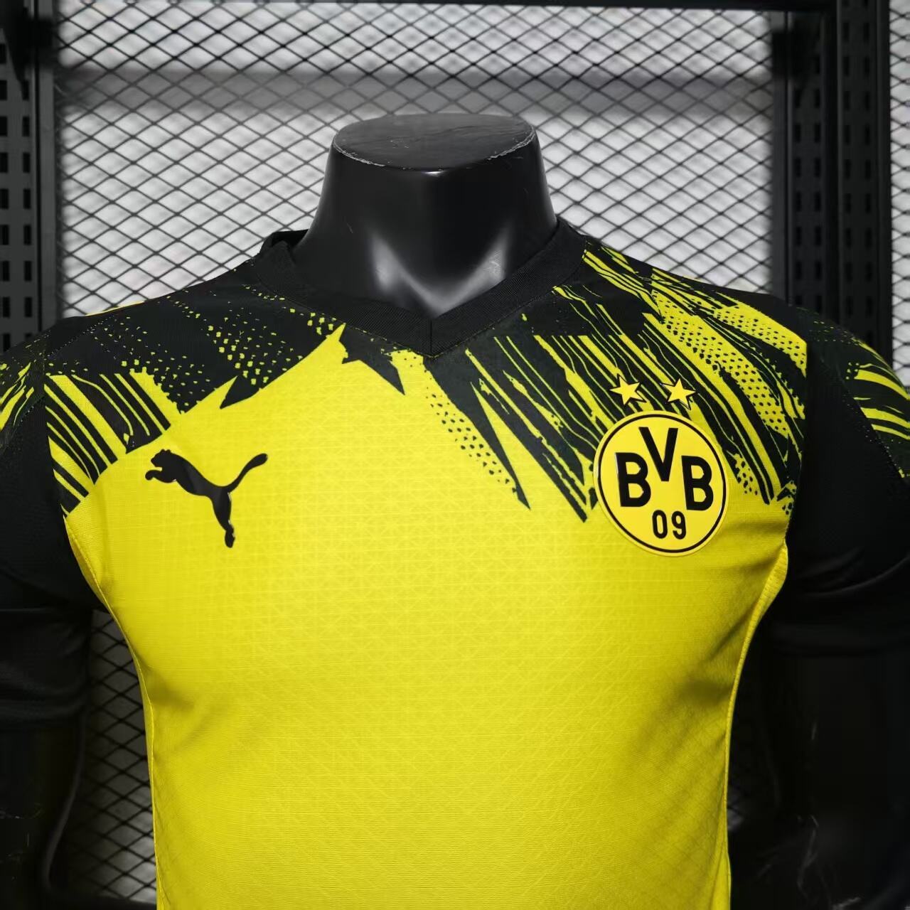 Borussia Dortmund Home Football Shirt 2025/26 - Image 2