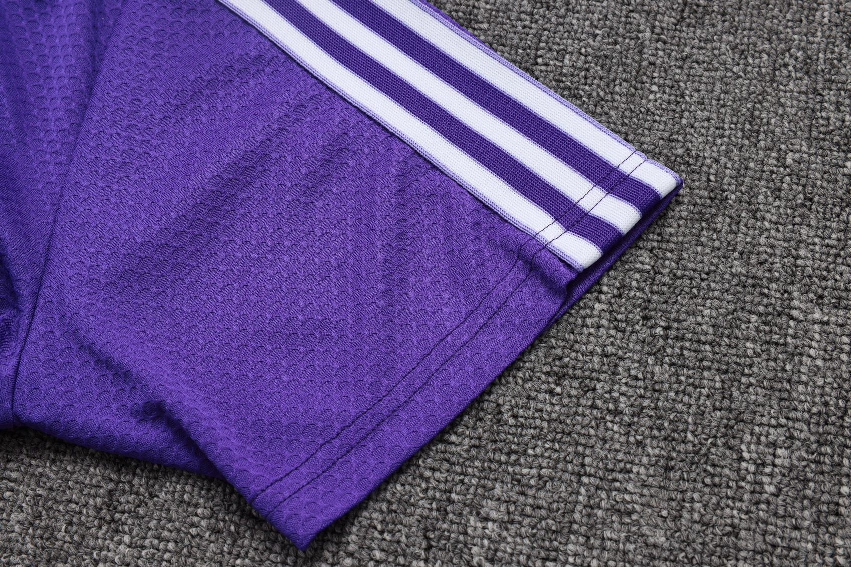 Real Madrid Training Kit (Polo+Pants) Purple 2025/26 - Image 3