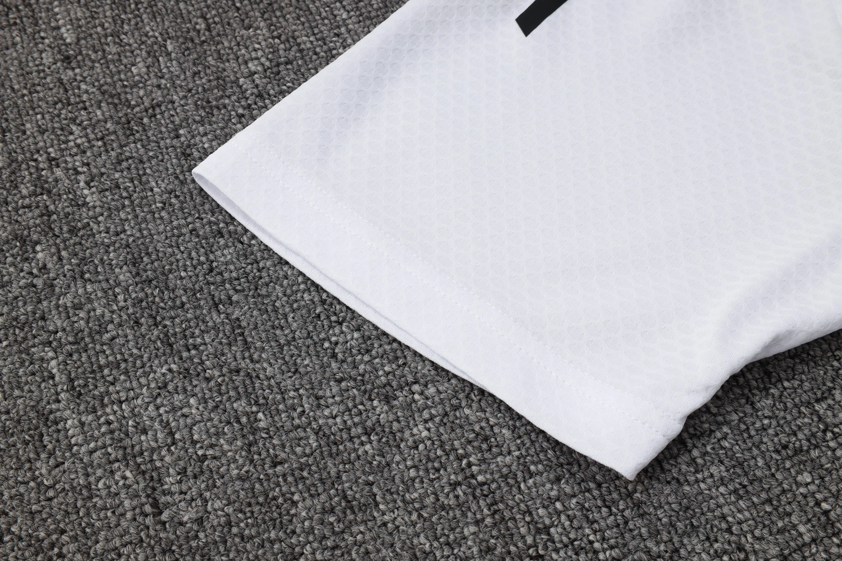 Real Madrid Training Kit (Polo+Pants) White 2025/26 - Image 5