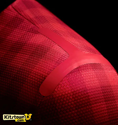 Manchester United Retro Home Football Jersey Shirt 2012/13 - Image 3