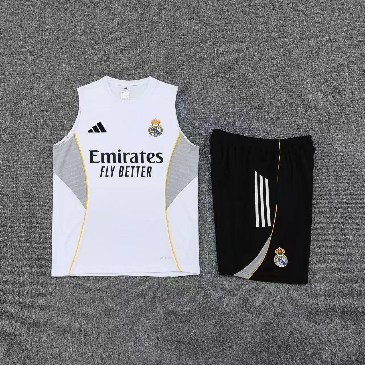 Real Madrid Sleeveless Training Kit White 2025/26 - Image 3
