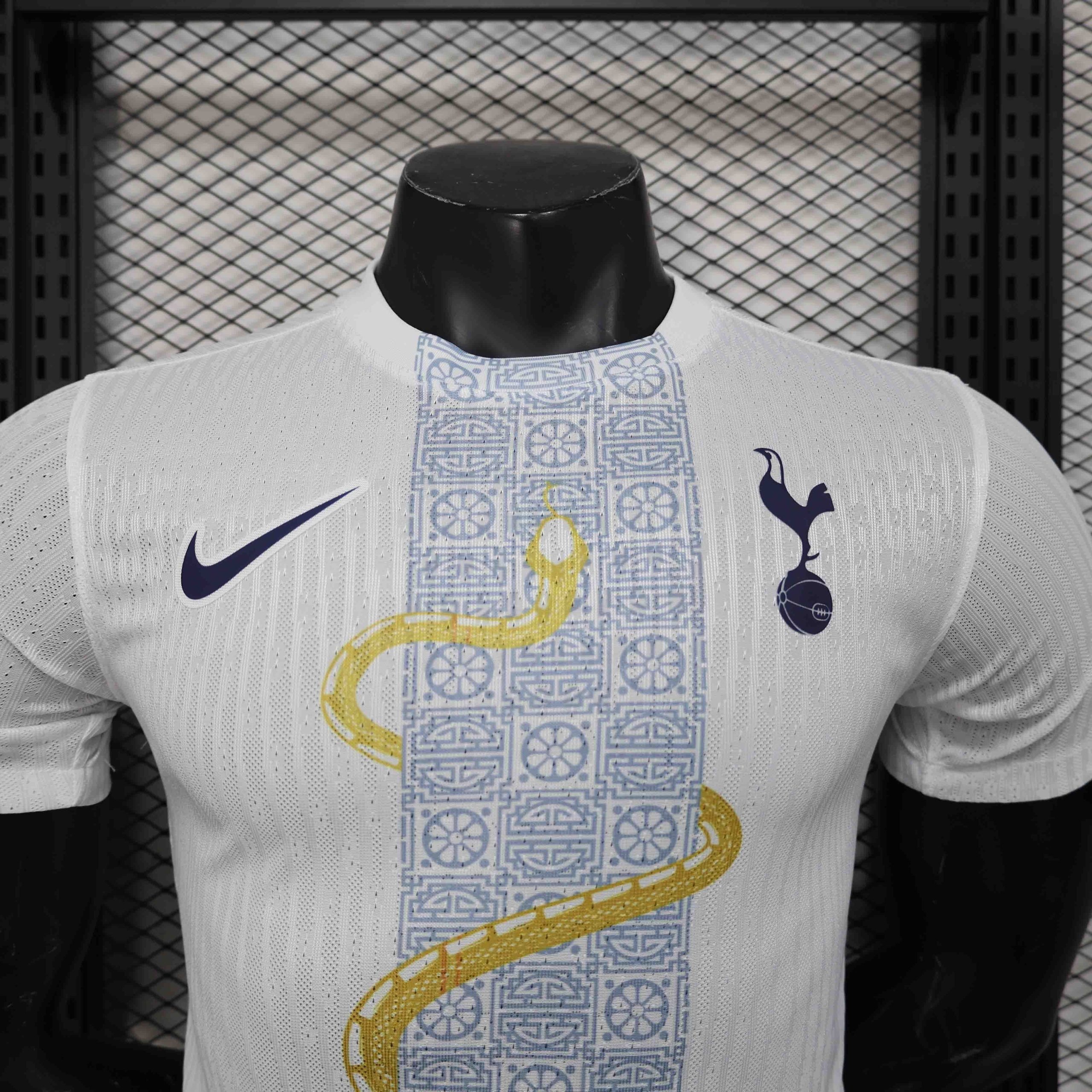 Tottenham Hotspur Football Jersey Pre-Match Shirt 2024/25 - Image 3