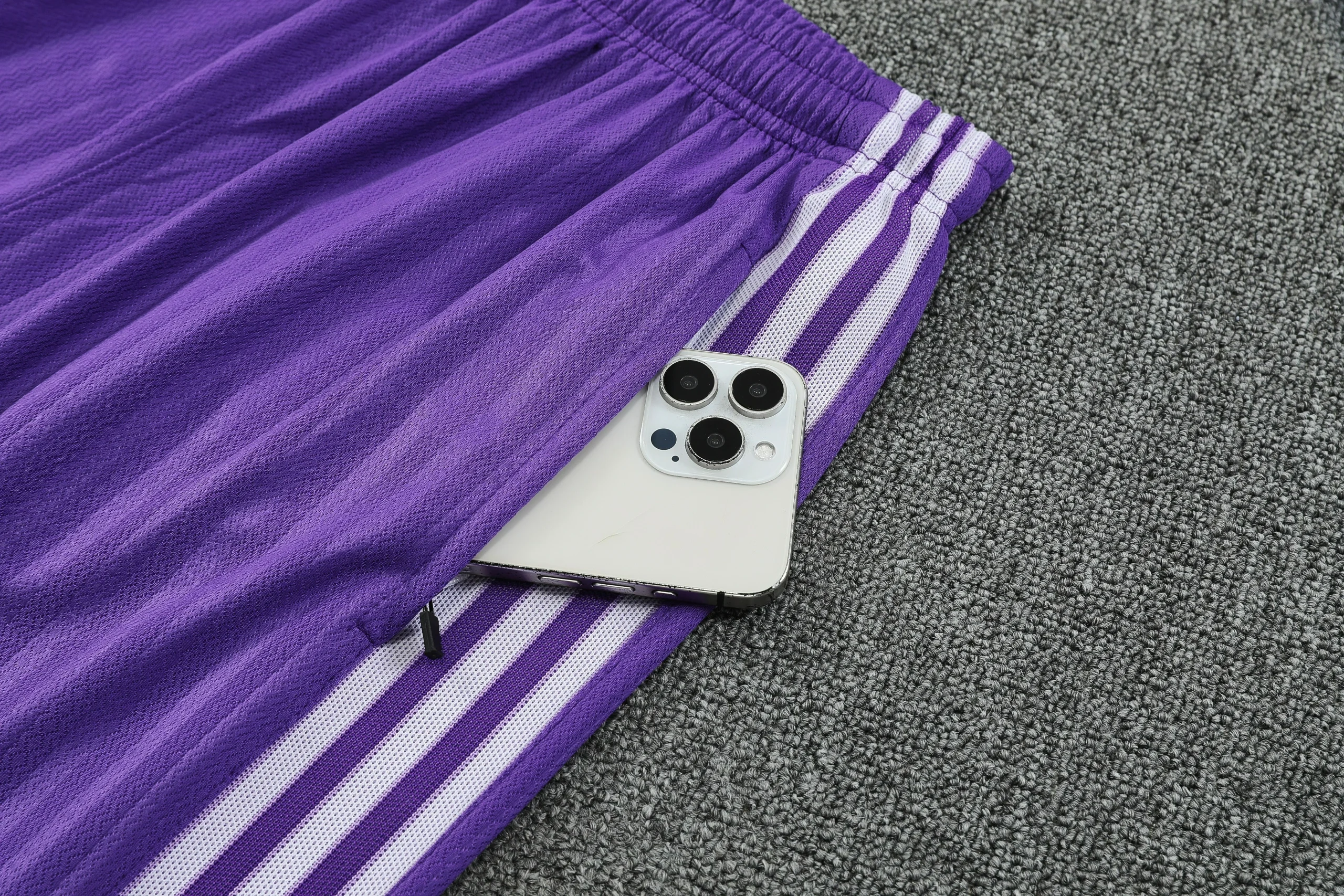 Real Madrid Training Jersey Kit White&Purple 2025/26 - Image 3