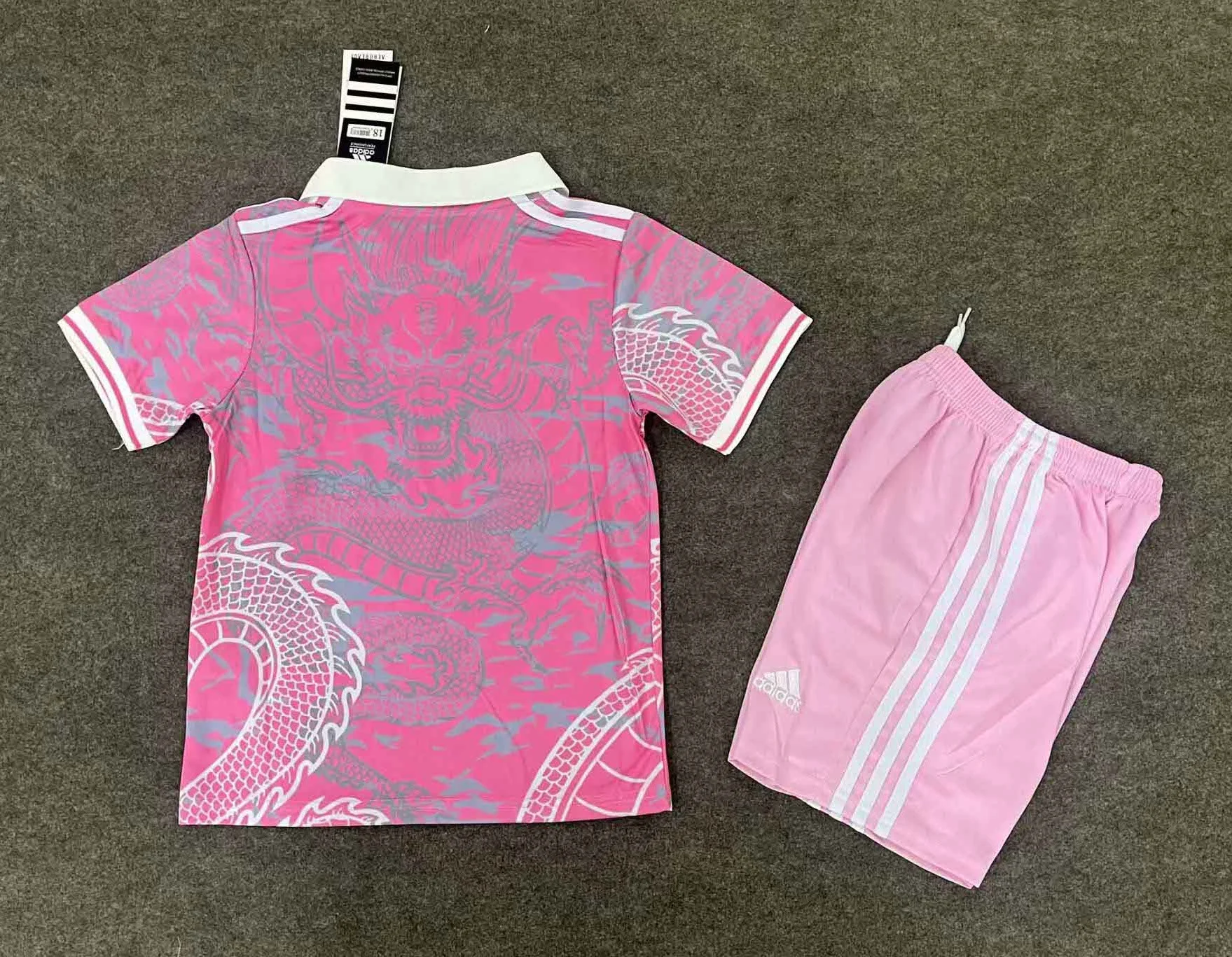 Real Madrid Soccer Jersey Dragon Pink Special Edition Kids Kit Jersey+Shorts 2025/26 - Image 2