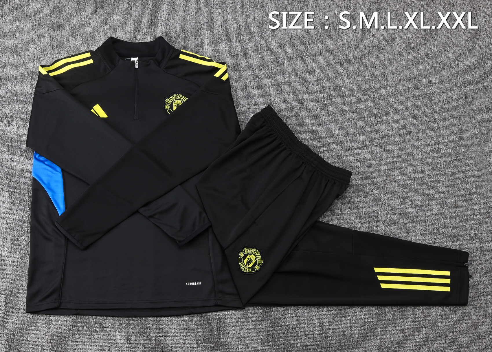 Manchester United Training Kit (Sweatshirt+Pants) Black 2025/26 - Image 2