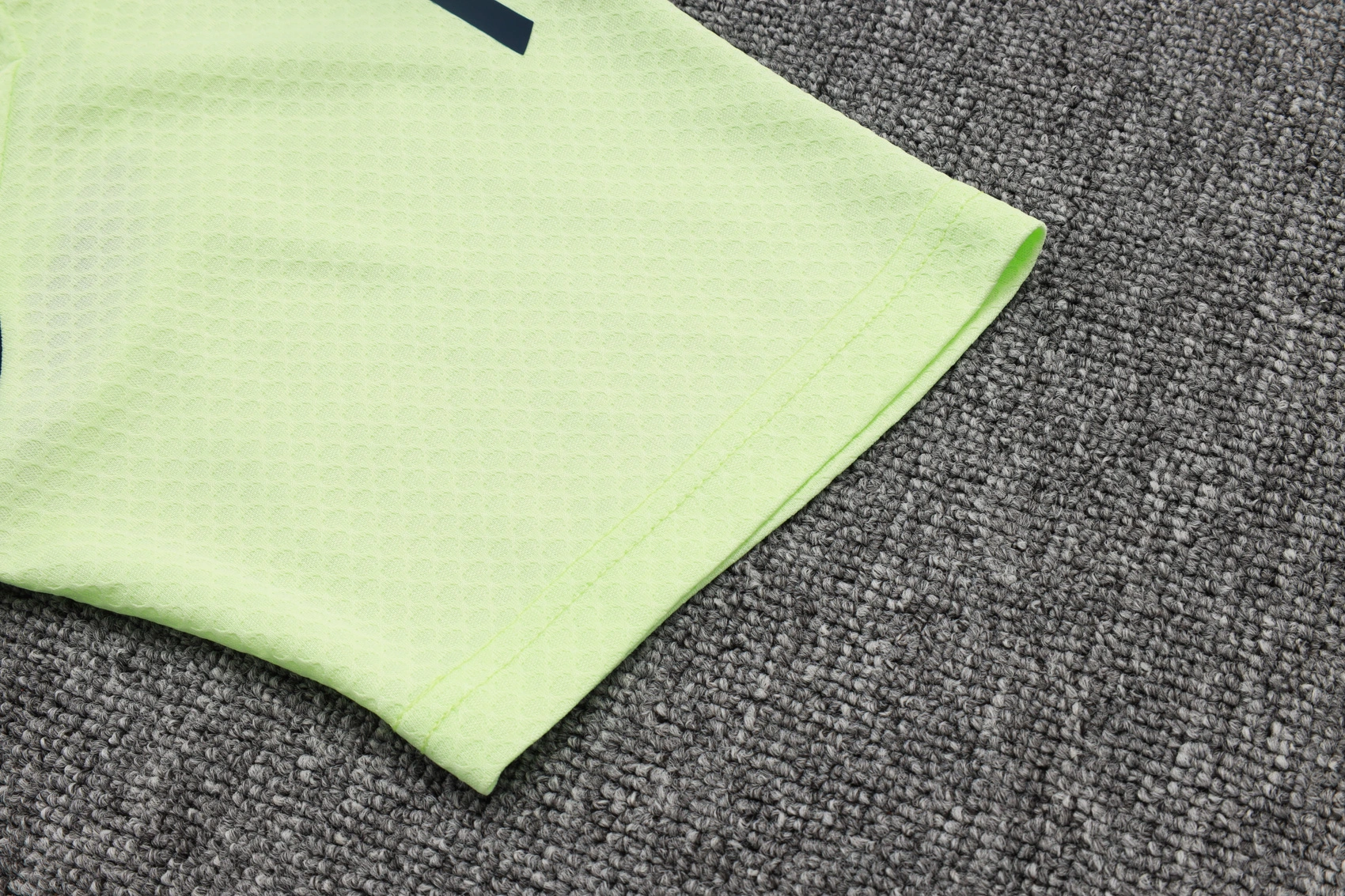 Real Madrid Training Kit (Polo+Pants) Green 2025/26 - Image 3