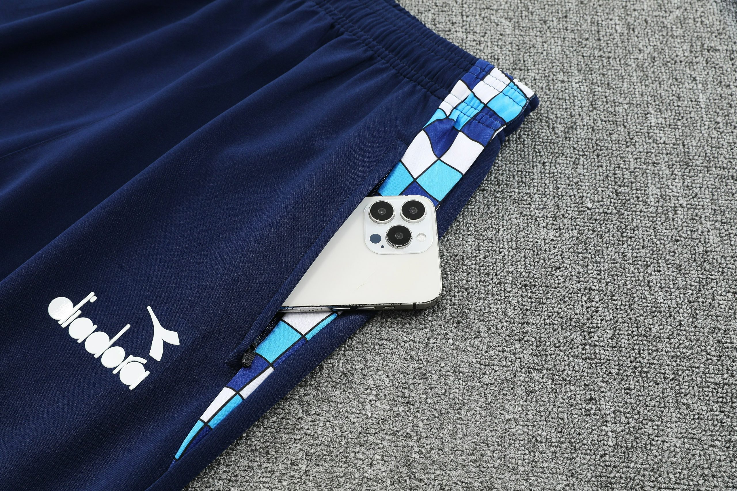 Italy Chandal Retro Training Kit (Jacket+Pants) 2025 - Image 4