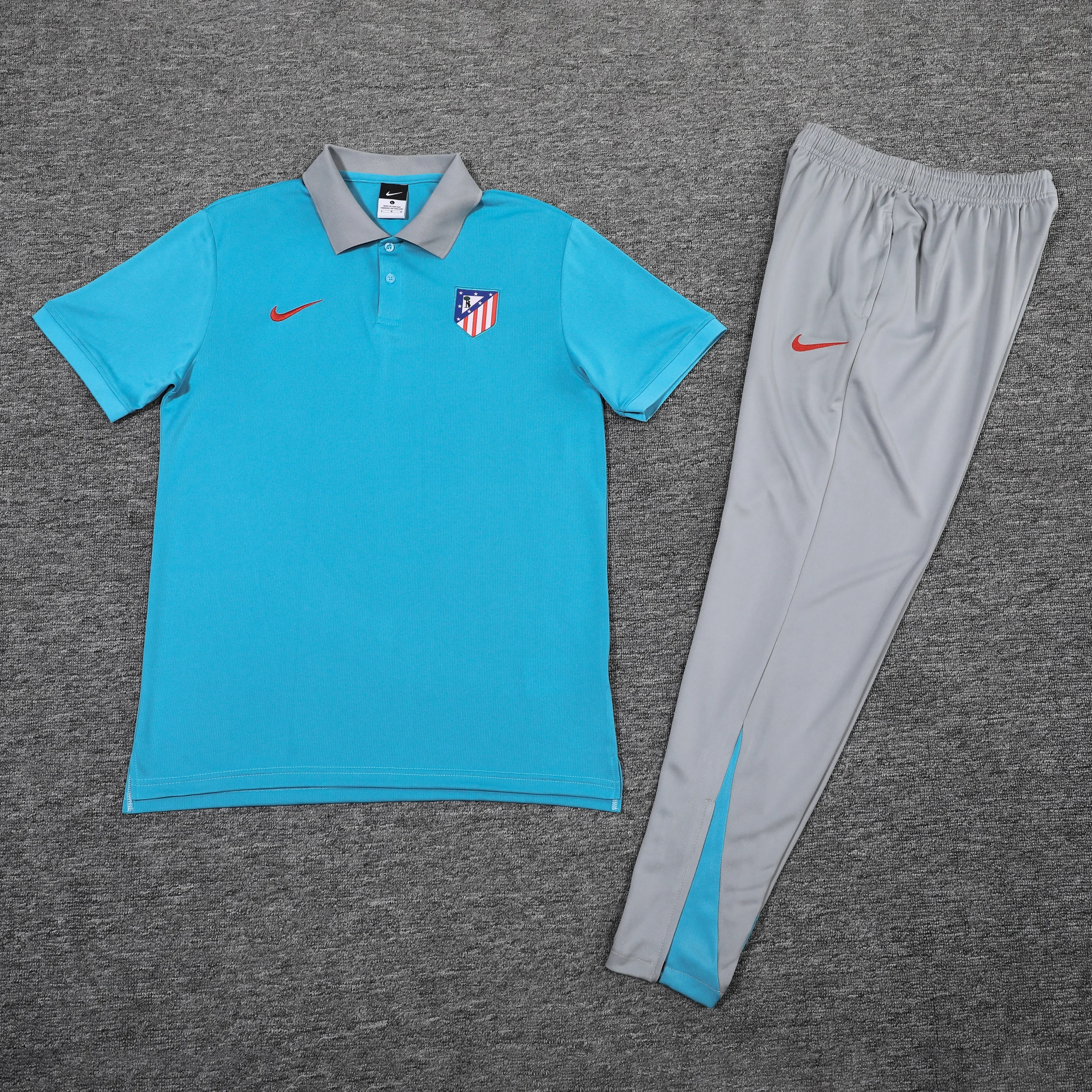 Atletico Madrid Training Kit (Polo+Pants) 2025/26 - Image 4