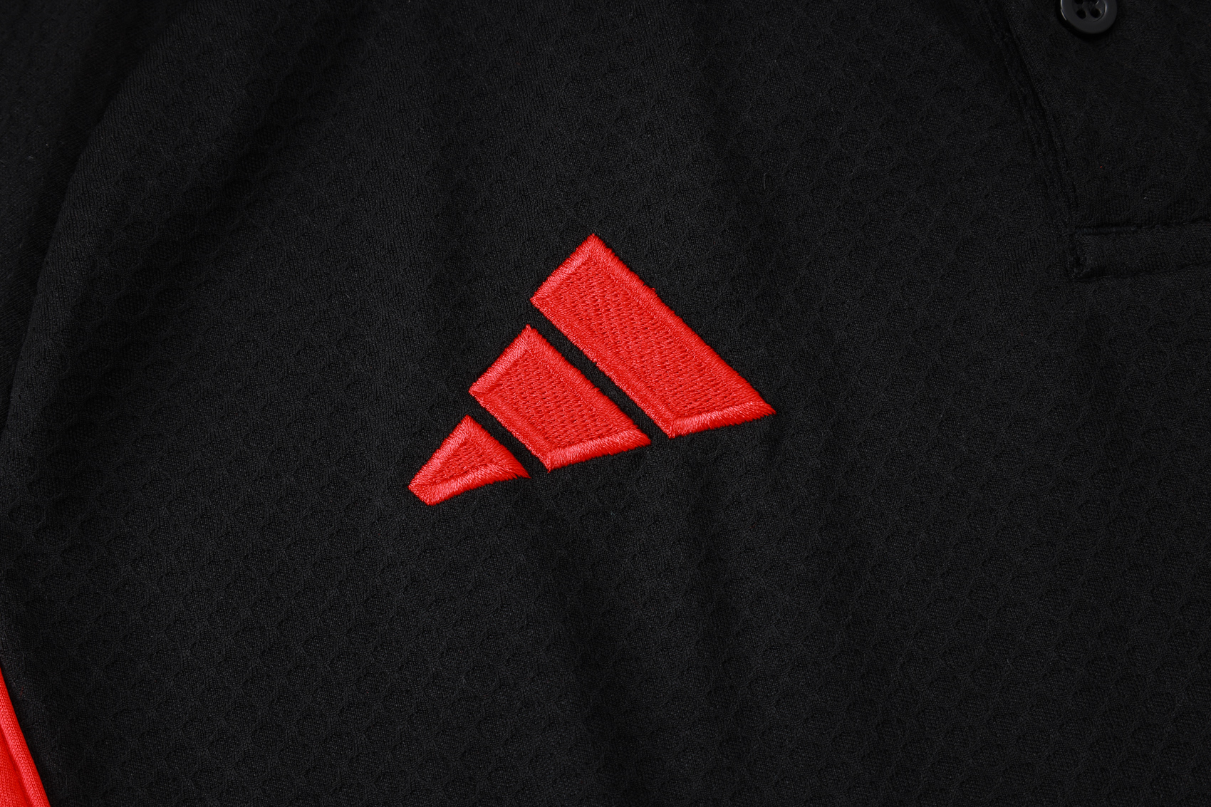 Bayern Munich Training Kit (Polo+Pants) Black 2025/26 - Image 5