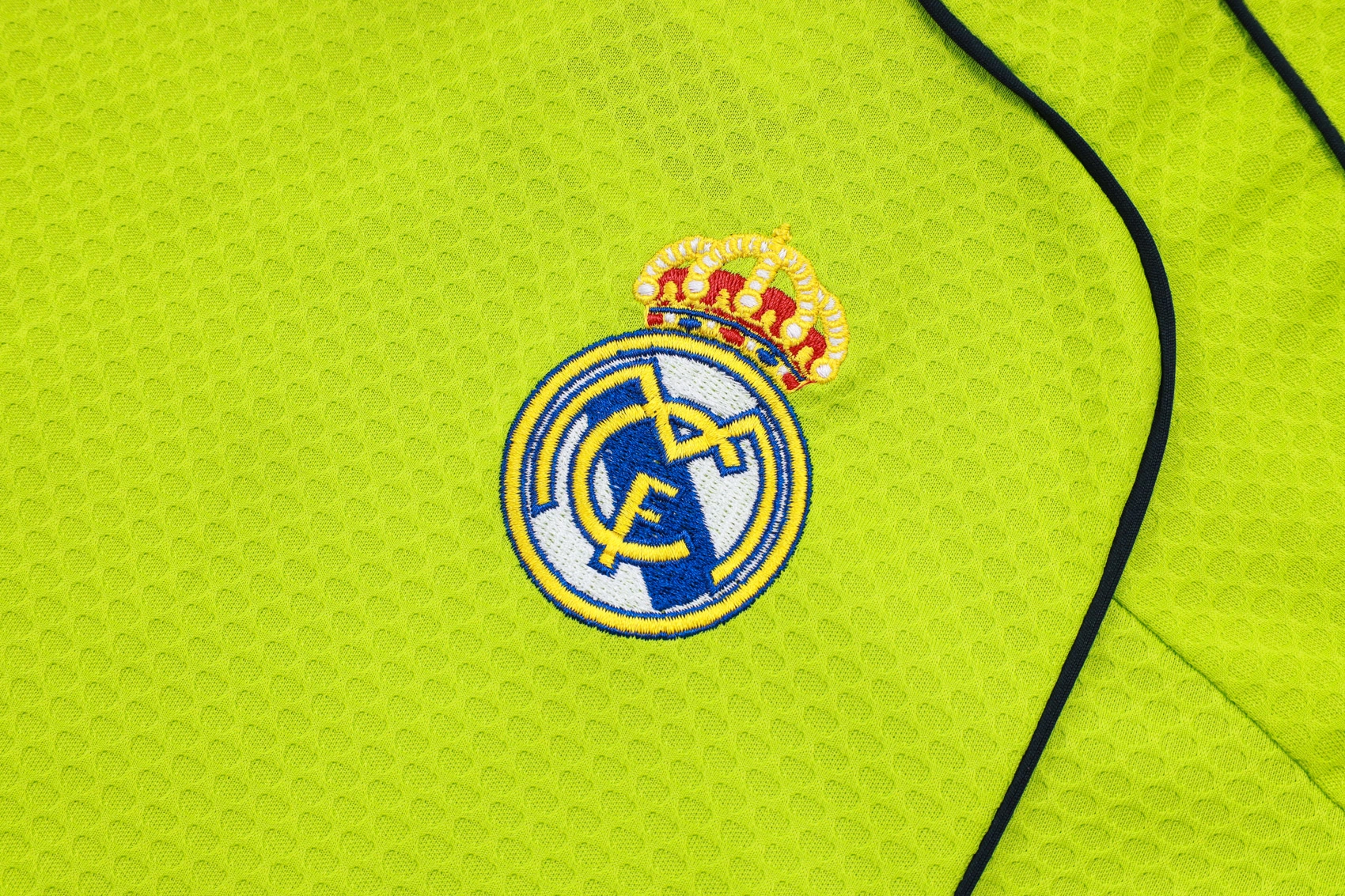 Real Madrid Training Jersey Kit Green 2025/26 - Image 3