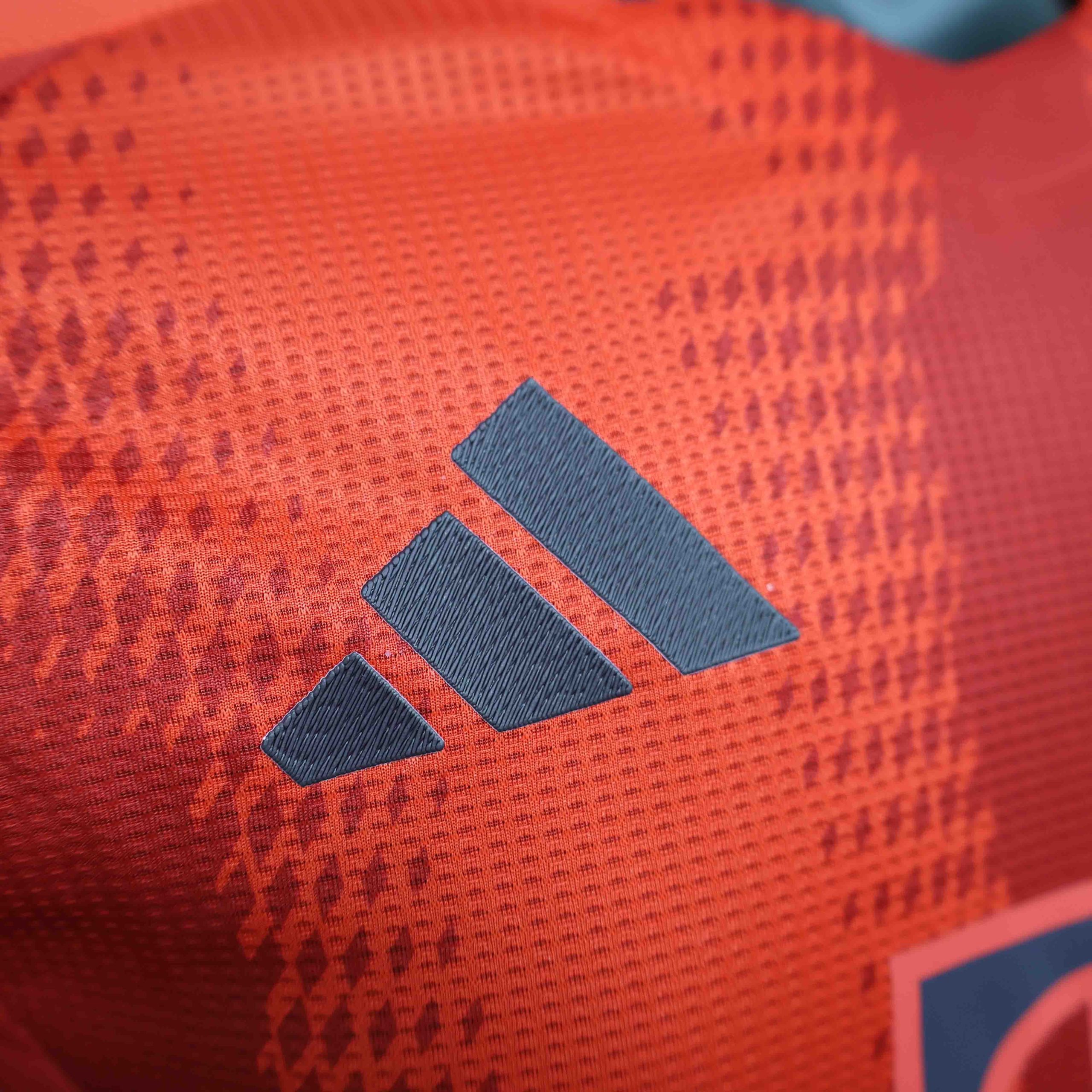 Bayern Munich Home Jersey Long Sleeve Player Version 2024/25 - Image 4