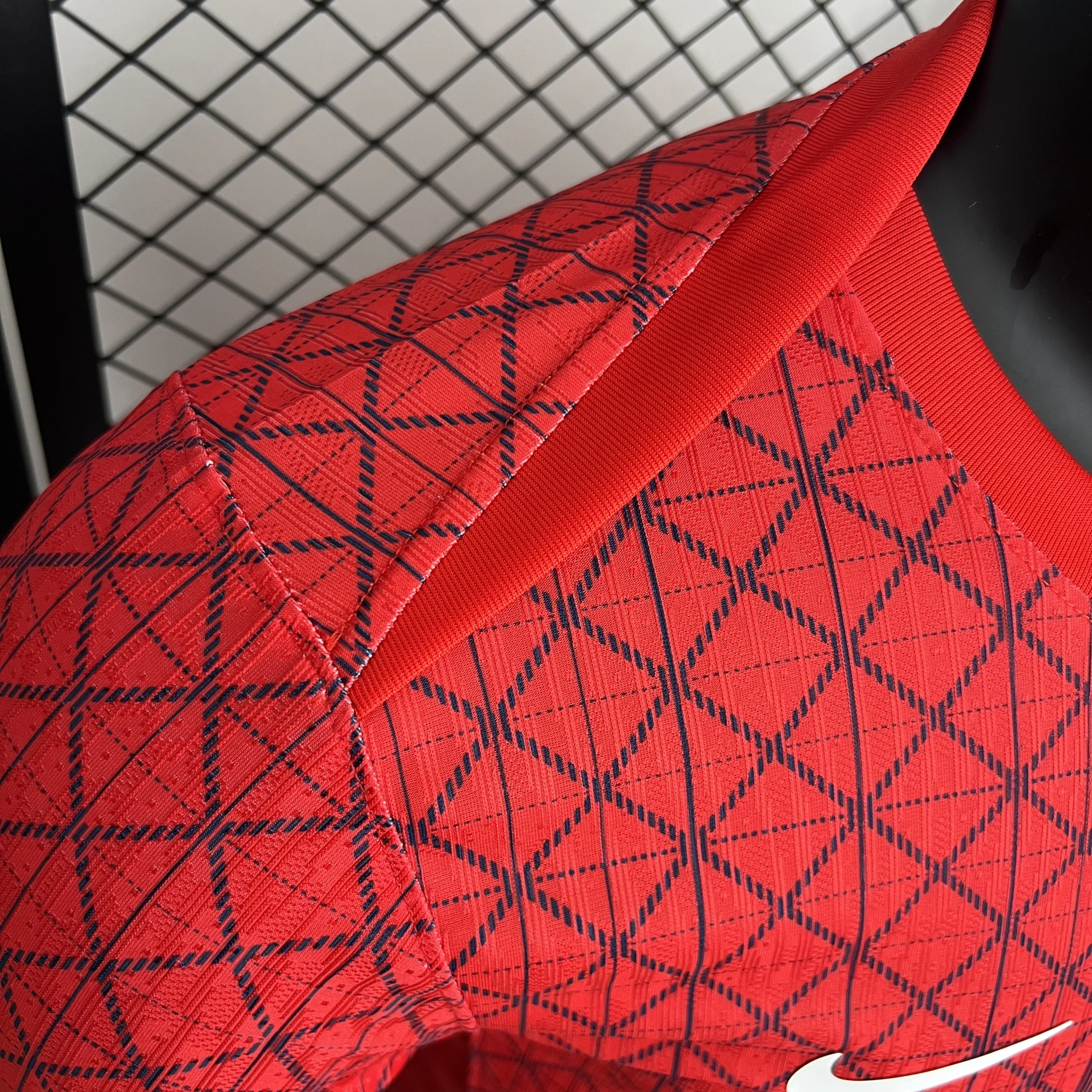 Soccer Jersey PSG Pre-Match Shirt 2025/26 - Image 5