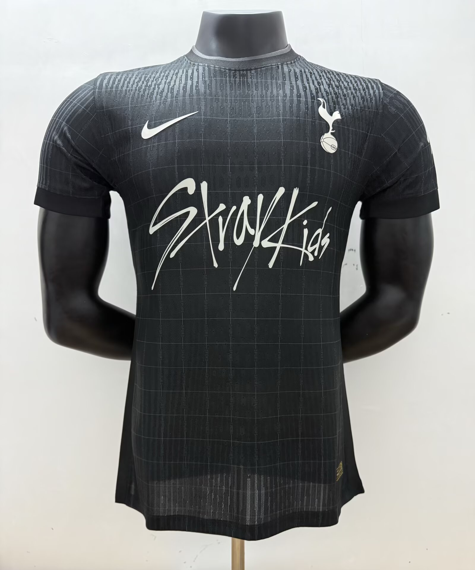 Tottenham Hotspur Football Jersey THFC x Stray Kids Special Edition Shirt 2025/26