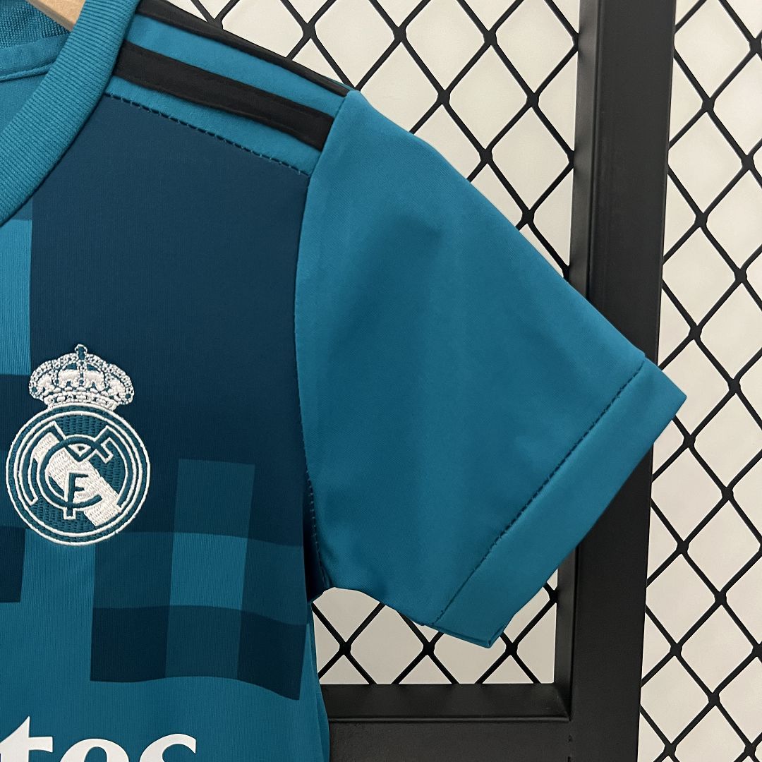 Real Madrid Retro Jersey Third Away Kids Kit Jersey+Shorts 2017/18 - Image 3