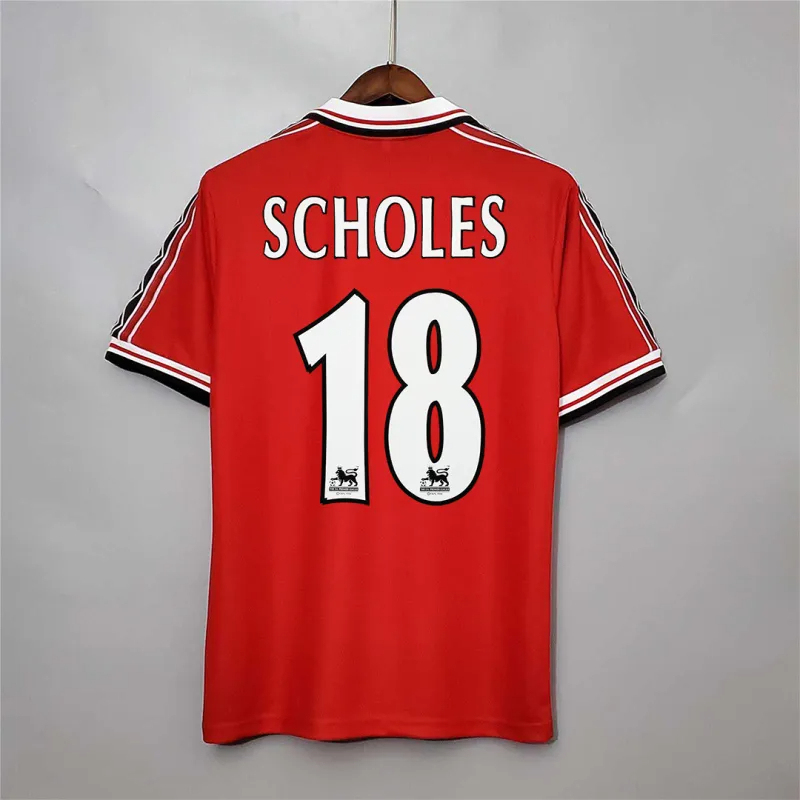 Manchester United Retro Home Football Jersey Shirt 1998/99 - Image 4