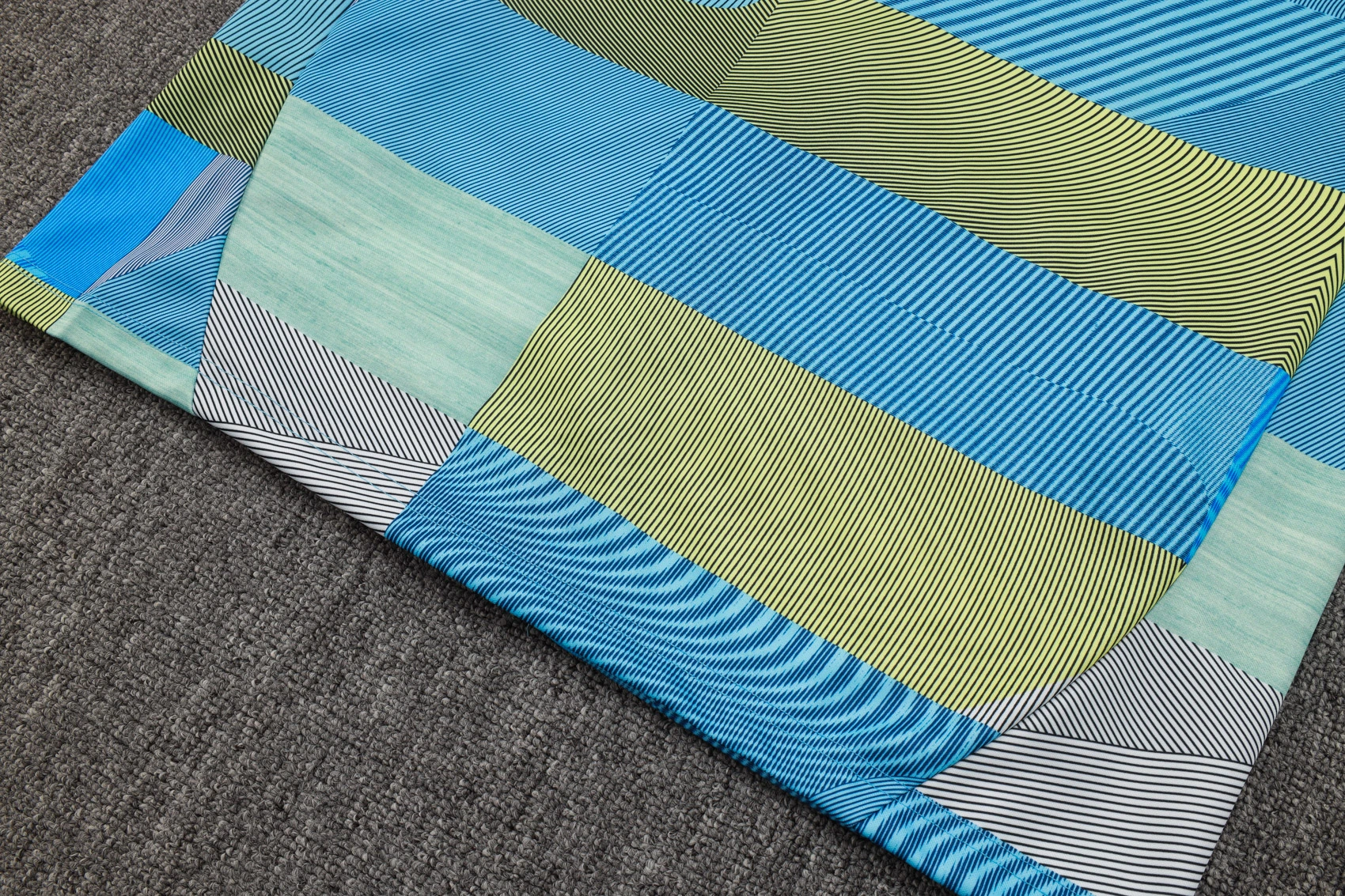 Real Madrid Training Kit (Jacket+Pants) Green 2025/26 - Image 5