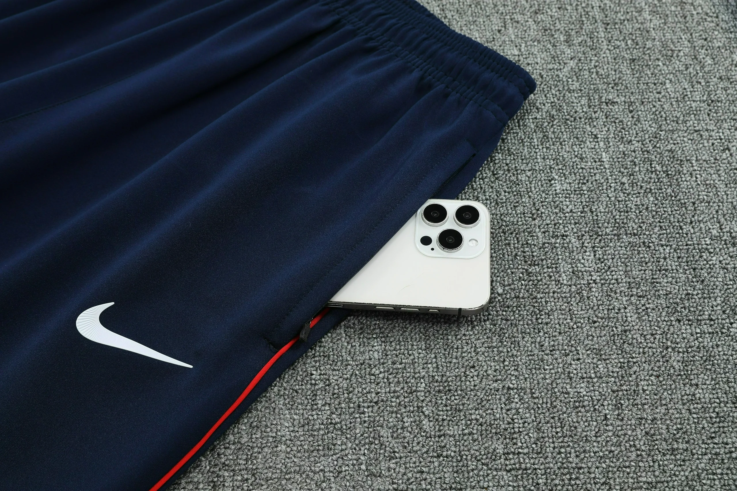 Arsenal Retro Training Kit (Jacket+Pants) Blue 2025/26 - Image 3