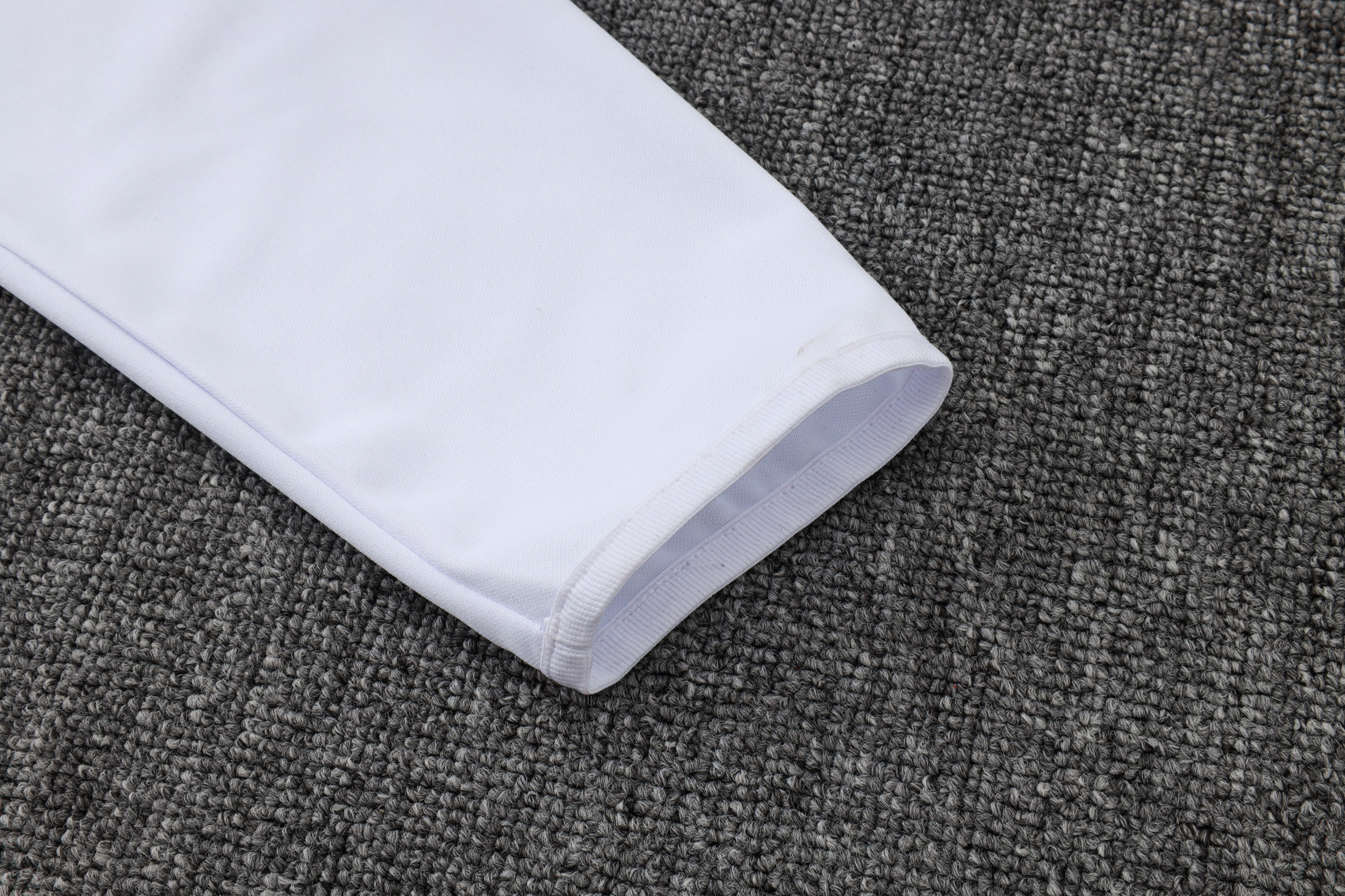 Manchester United Training Kit (Jacket+Pants) White 2025/26 - Image 2