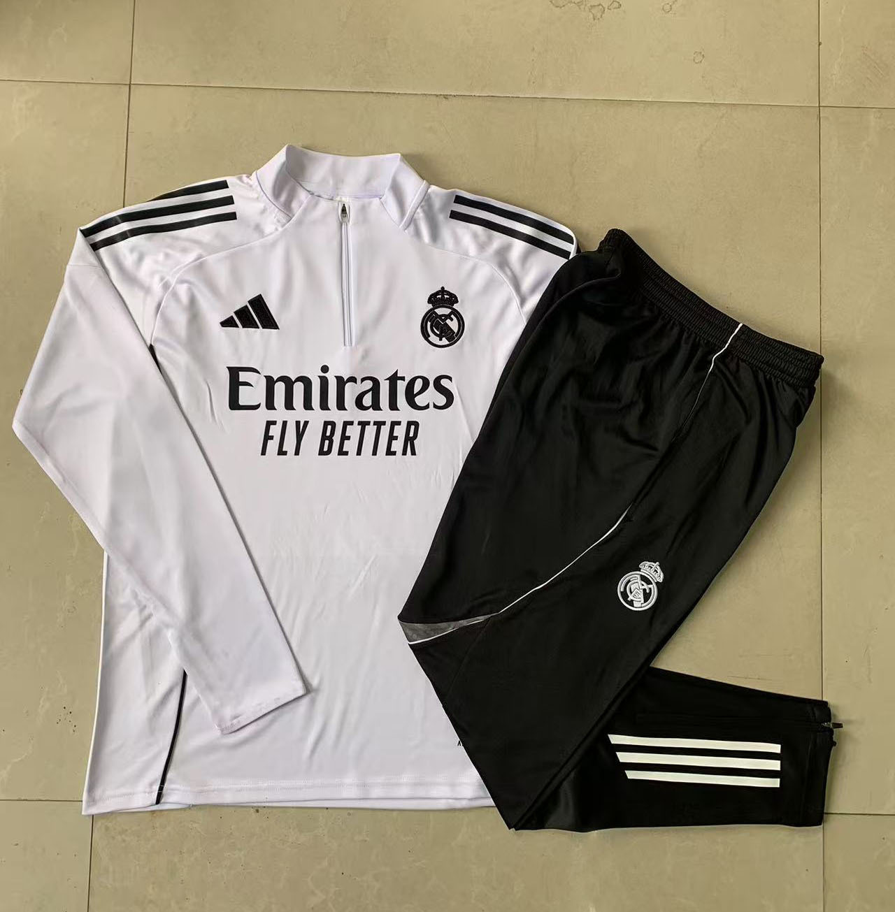 Kids Real Madrid Training Kit (Sweatshirt+Pants) White 2025/26 - Image 2