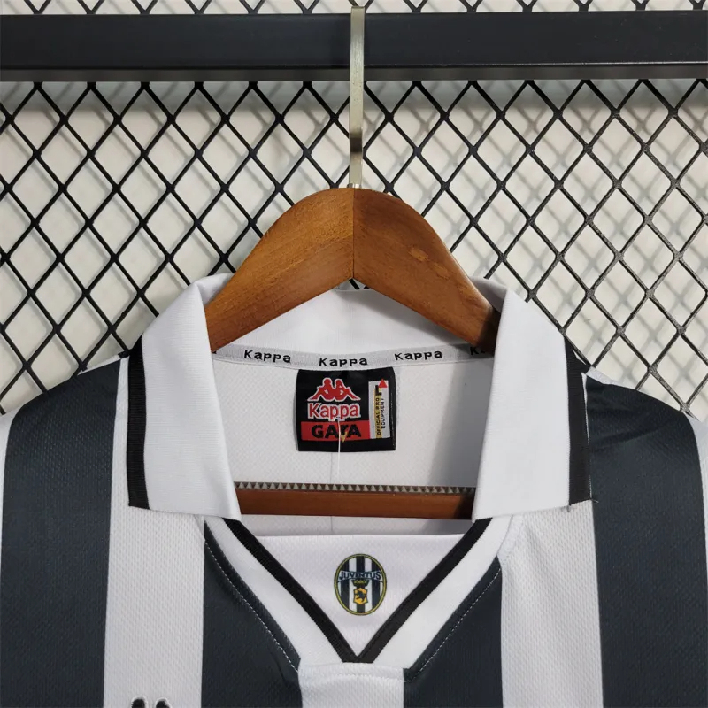 Zidane 21# Juventus Retro Soccer Jersey Home Shirt 1995-97 - Image 6