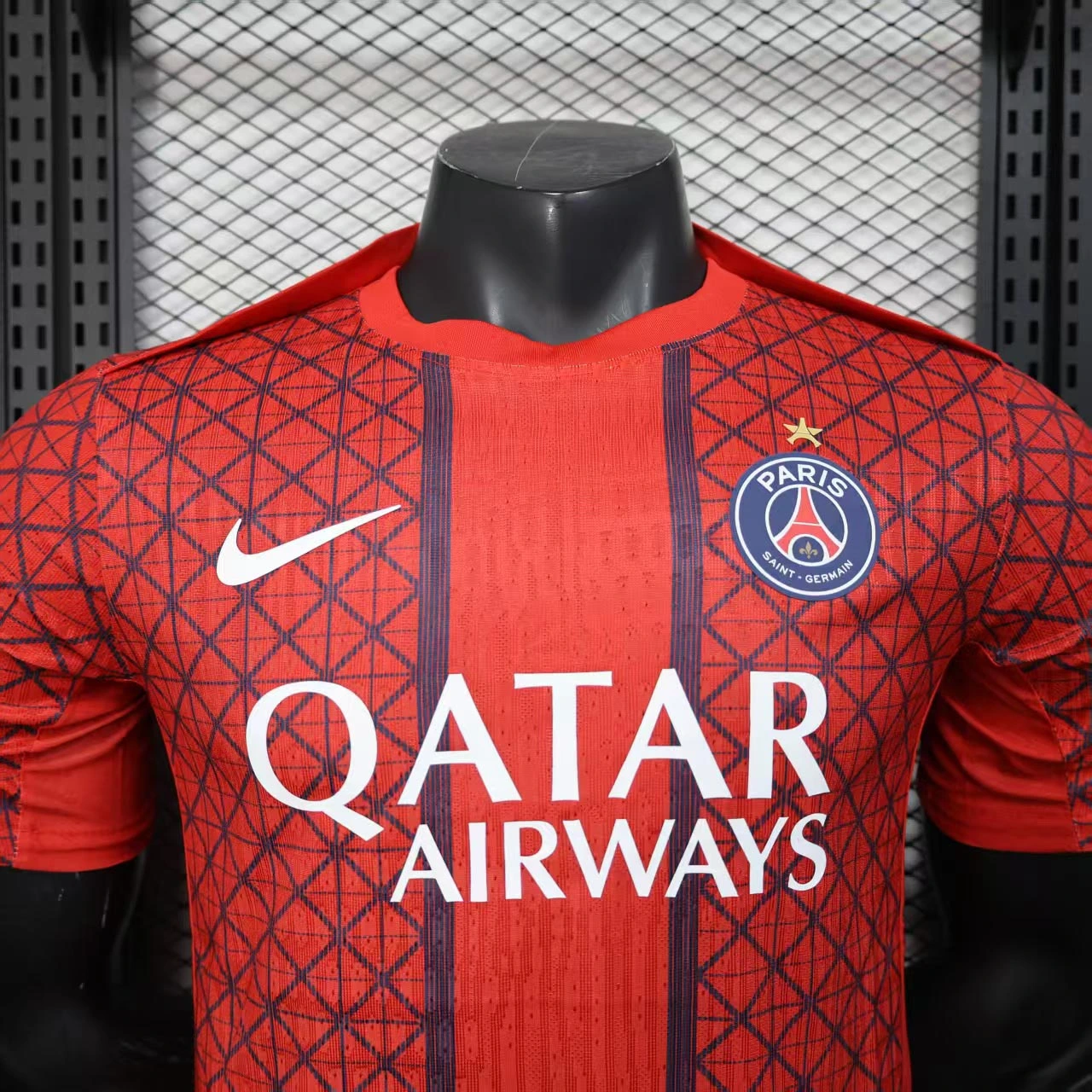 Soccer Jersey PSG Pre-Match Shirt 2025/26 - Image 3