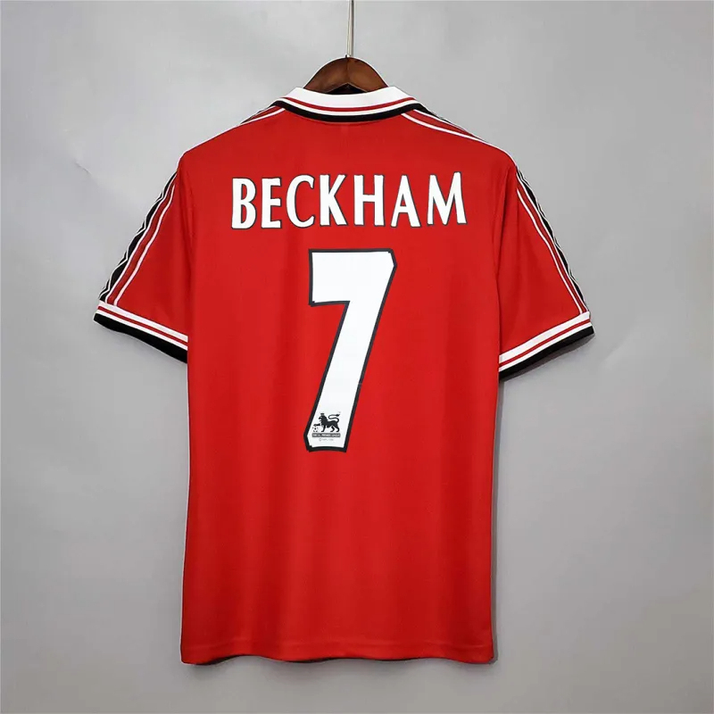 Manchester United Retro Home Football Jersey Shirt 1998/99 - Image 5