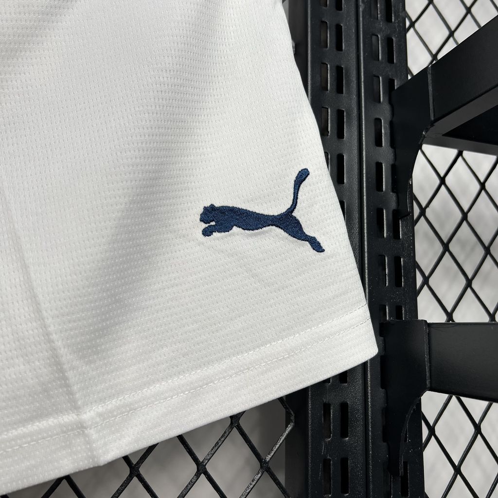 Manchester City Home Football Shorts 2024/25 - Image 4