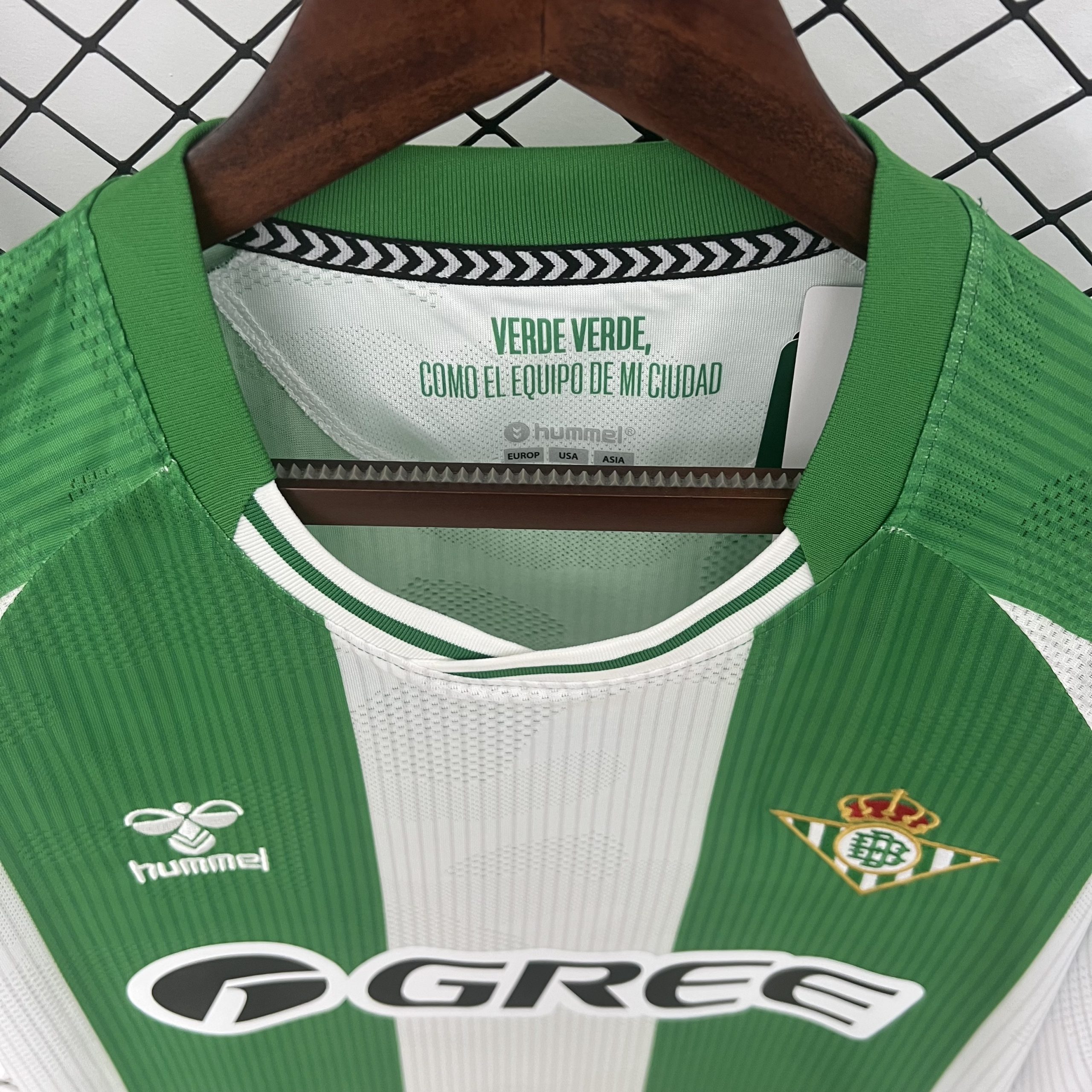 Real Betis Home Custom Soccer Jersey 2025/26 - Image 4