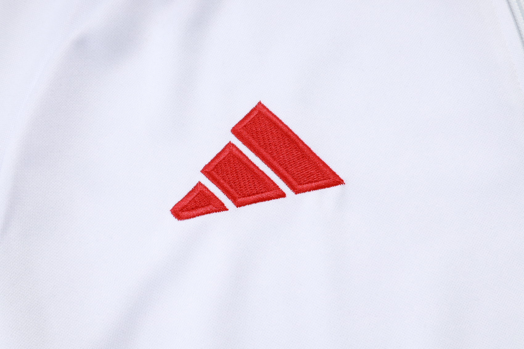 Liverpool Training Kit (Jacket+Pants) White 2025/26 - Image 6