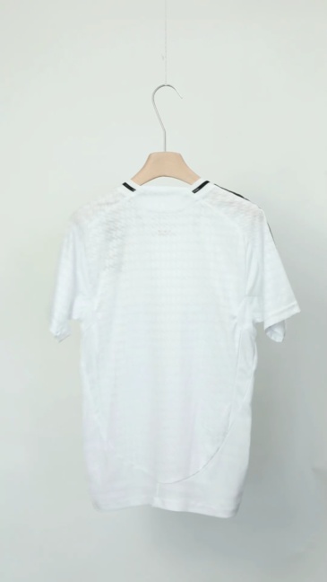 Real Madrid Soccer Jersey Home Shirt 2024/25 - Image 2