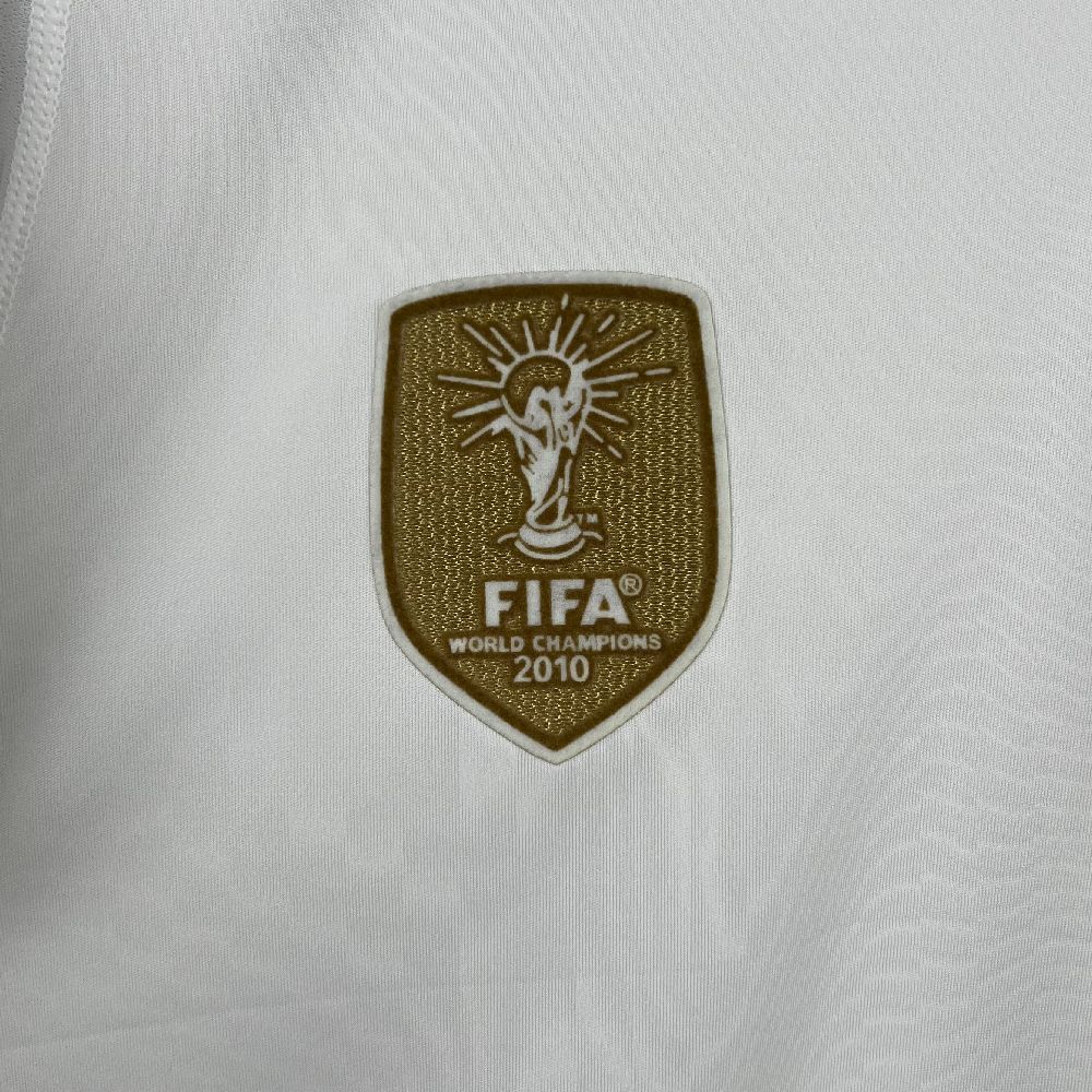 Spain Retro Soccer Jersey Away Custom Shirt 2000 - Image 6