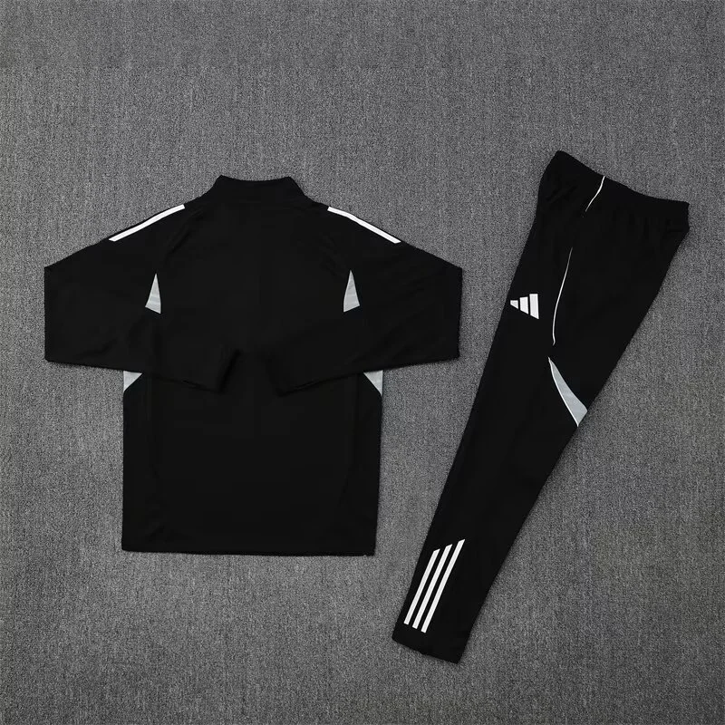 Argentina Training Kit (Sweatshirt+Pants) Black 2025 - Image 2