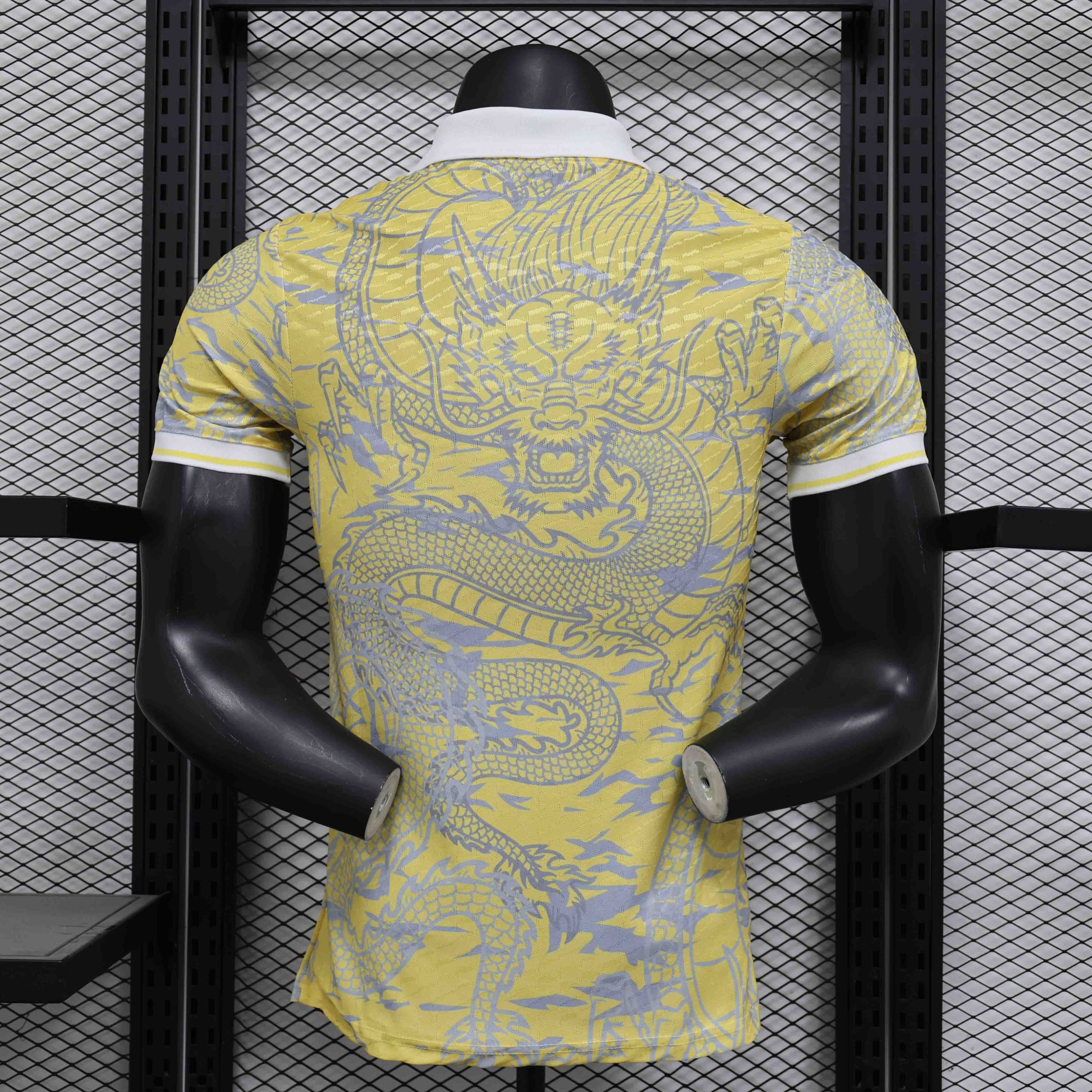 Real Madrid Soccer Jersey Dragon Special Edition Shirt 2025/26 - Image 2