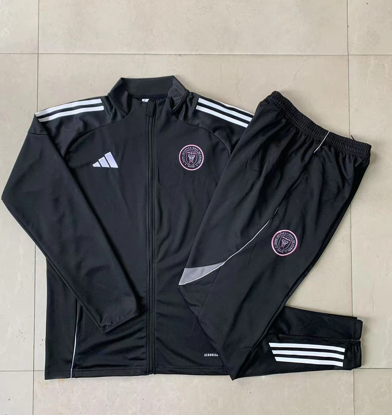 Kids Inter Miami Training Kit (Jacket+Pants) Black 2025 - Image 2